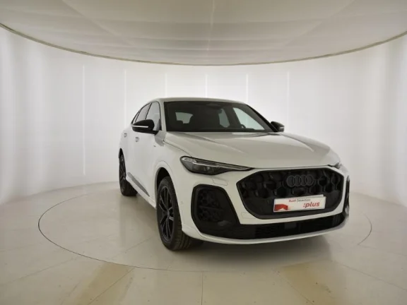 AUDI Q5 SPORTBACK BLACK LINE E HYBRID QUATTRO 220KW S TRON