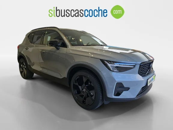 VOLVO XC40 2.0 B3 G BLACK EDITION PLUS AUTO