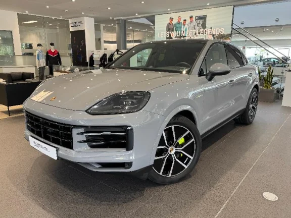 PORSCHE CAYENNE COUPE E HYBRID