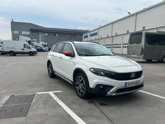 FIAT TIPO TIPO STATION WAGON MY23 TIPO SW RED 1.5 HYBRID 97KW (130CV) DCT