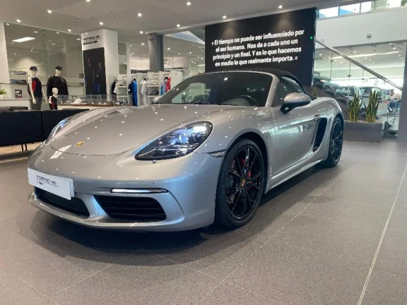 PORSCHE 718 BOXSTER
