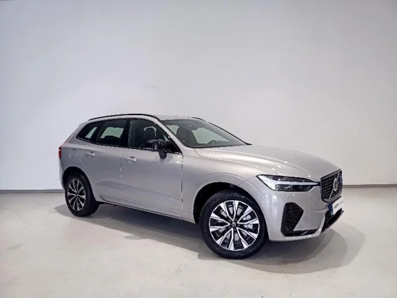 VOLVO XC60 2.0 B4 D PLUS DARK AUTO