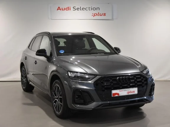 AUDI Q5 BLACK LINE E HYBRID QUATTRO 220KW S TR