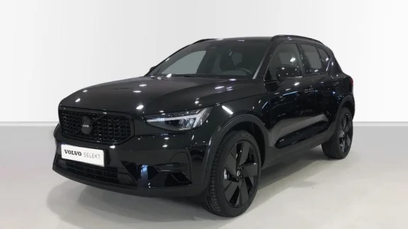 VOLVO XC40 2.0 B3 G BLACK EDITION PLUS AUTO