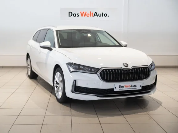 SKODA Superb SUPERB COMBI SUPERB COMBI SELECTION 2,0 TDI 110 KW (150 CV) DSG 7 VEL.