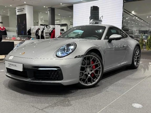 PORSCHE 911 CARRERA 4S