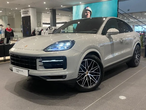 PORSCHE CAYENNE COUPE E HYBRID