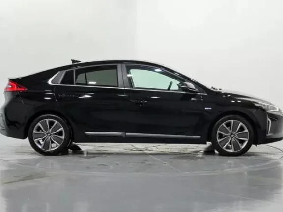 HYUNDAI IONIQ 1.6 GDI HEV STYLE DCT