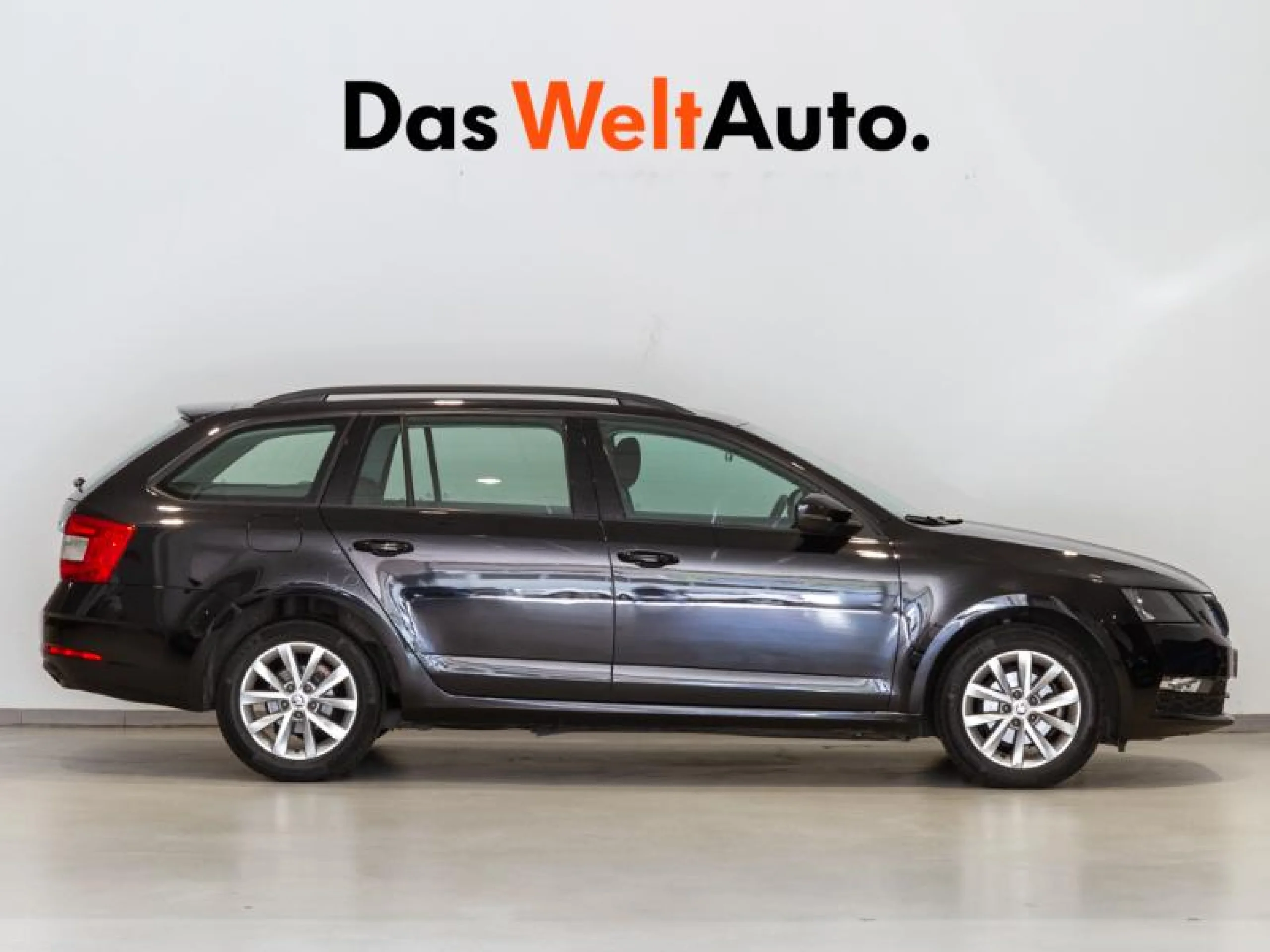 SKODA OCTAVIA COMBI 1.6 TDI CR 85KW (115CV) AMBITION - Foto 3
