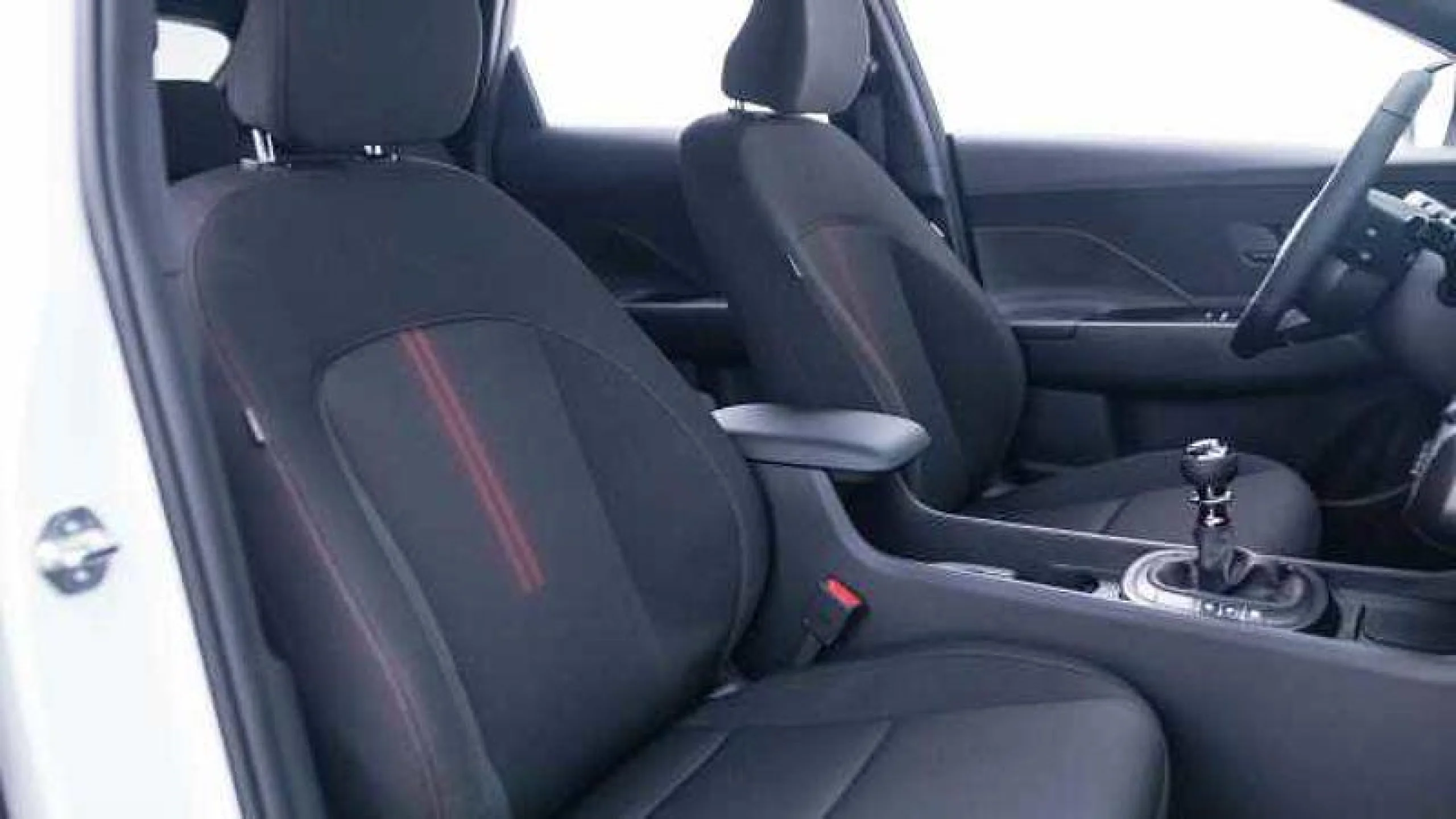 HYUNDAI KONA HEV 1.6GDI 129CV DT N LINE - Foto 9