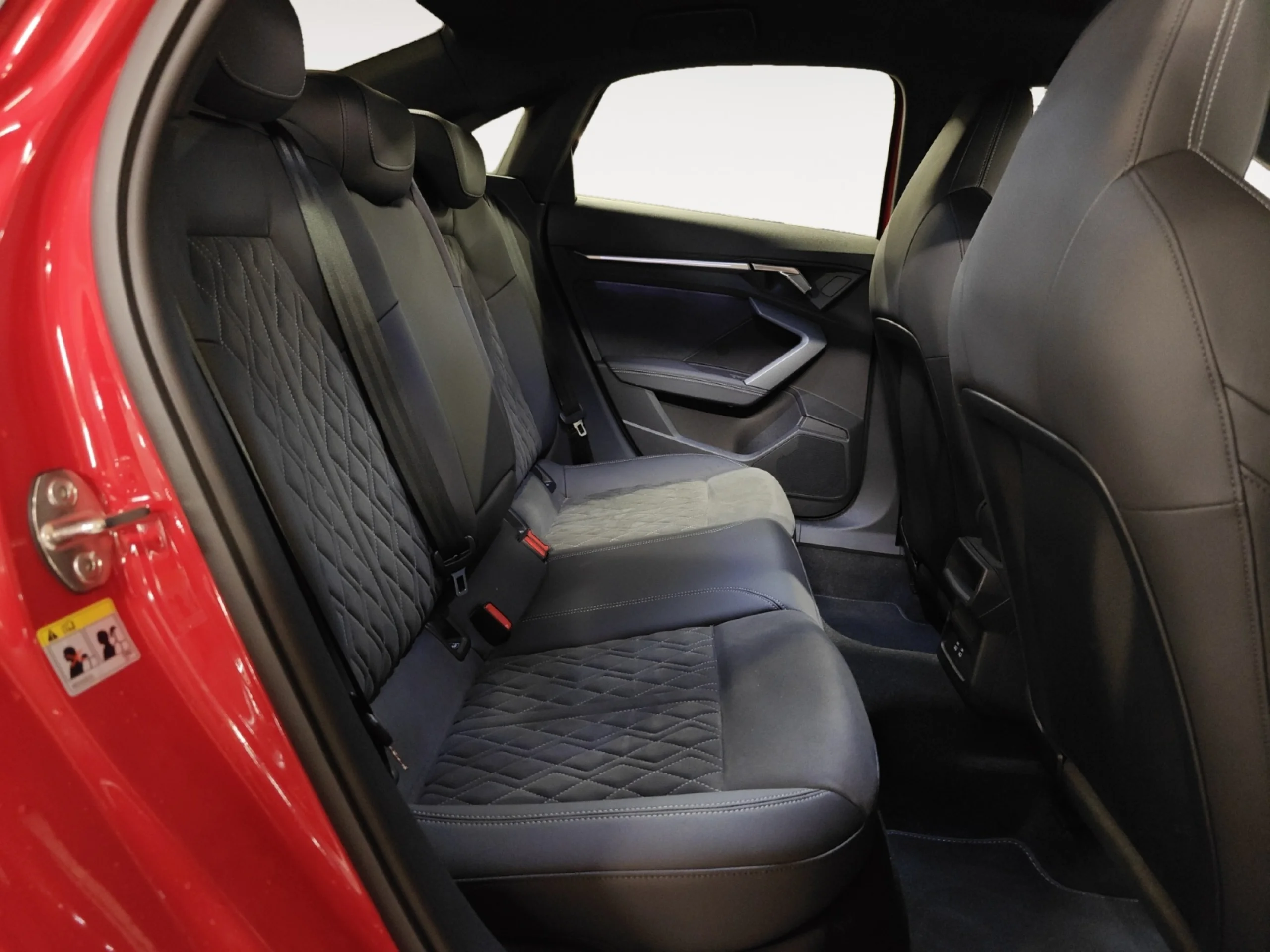 AUDI A3 SEDAN BLACK LINE 35 TDI 110KW S TRONIC - Foto 6