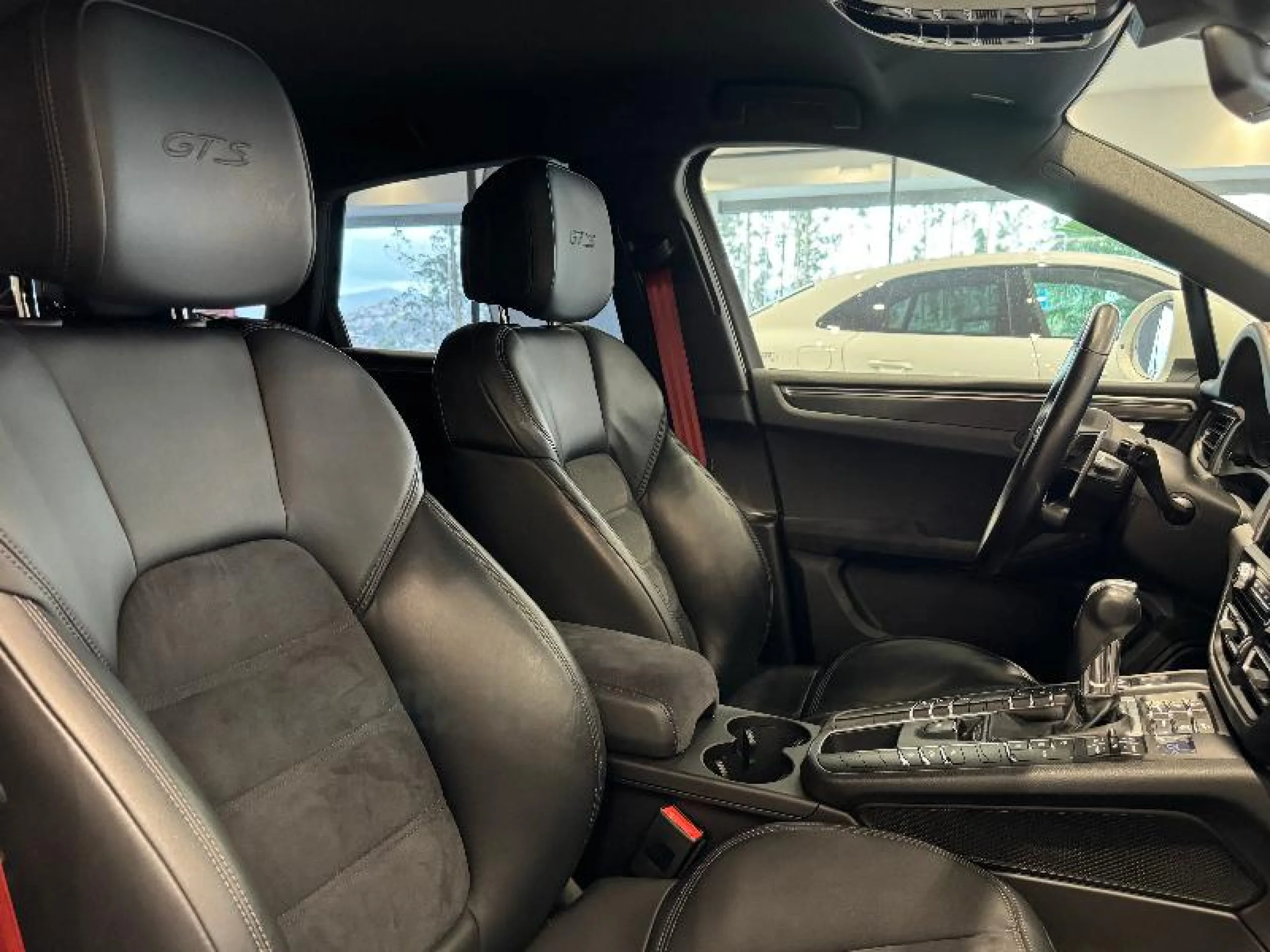 PORSCHE MACAN GTS - Foto 13