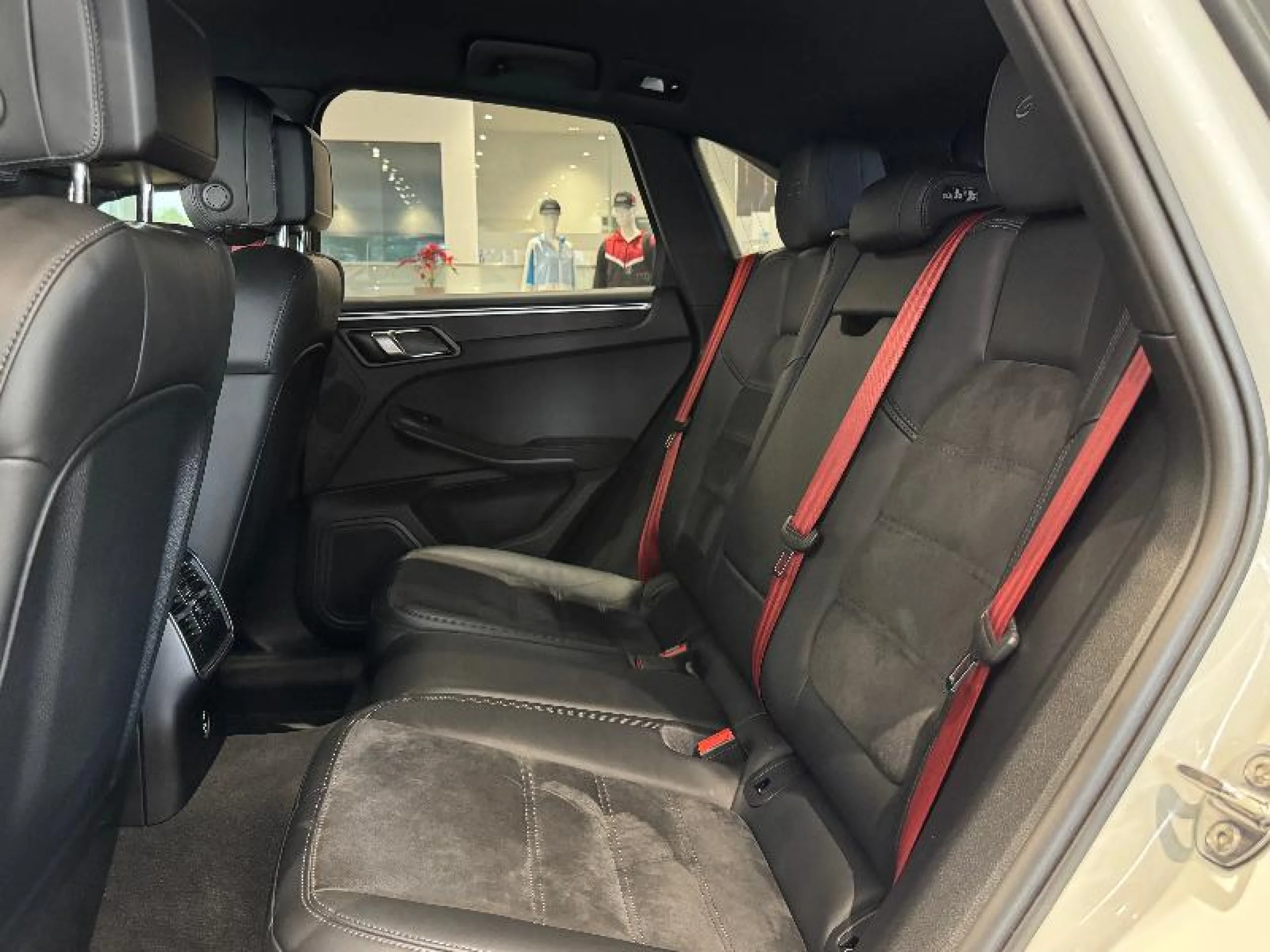 PORSCHE MACAN GTS - Foto 26