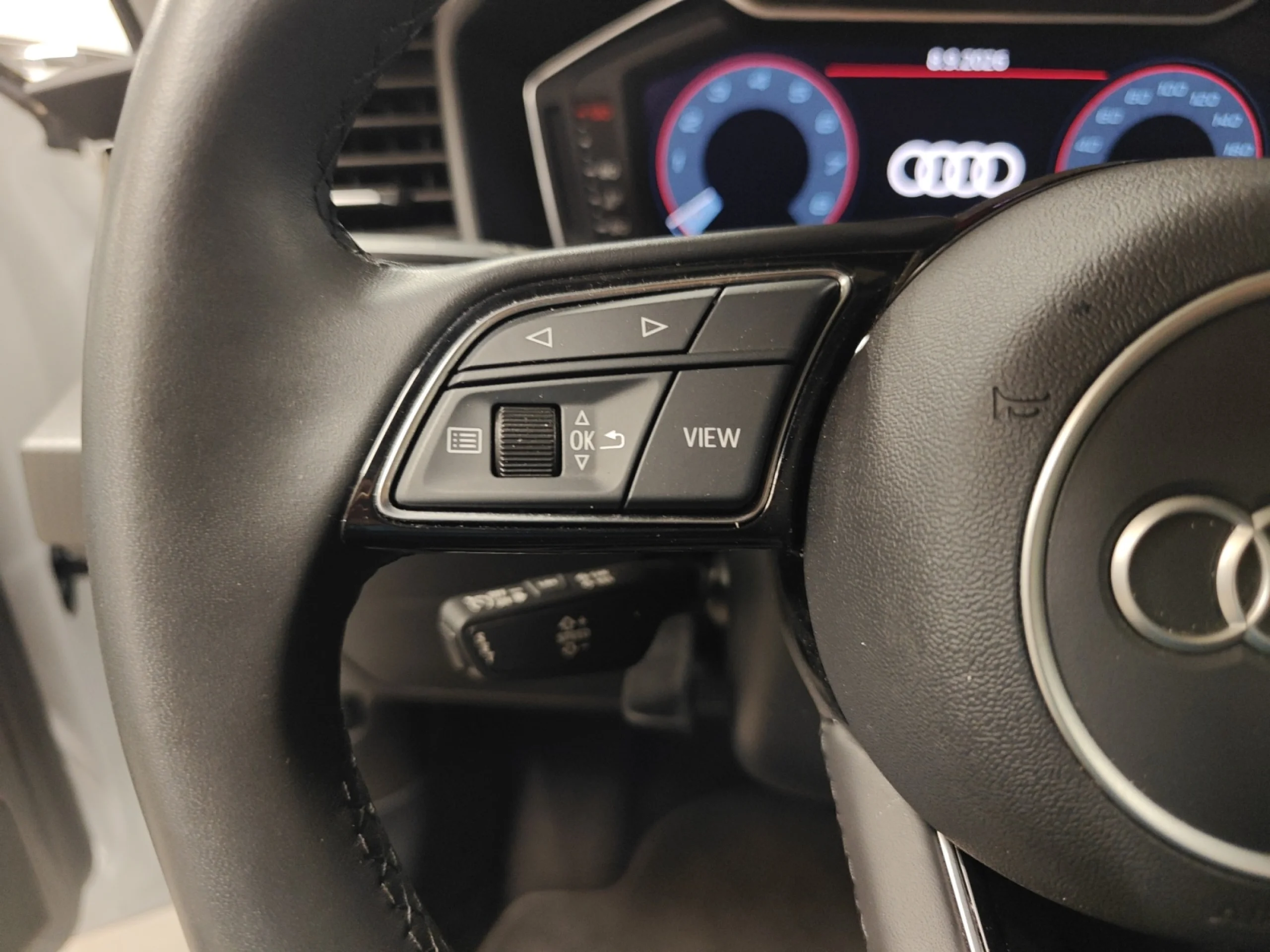 AUDI A1 SPORTBACK ADRENALIN 30 TFSI 85KW S TRON - Foto 11