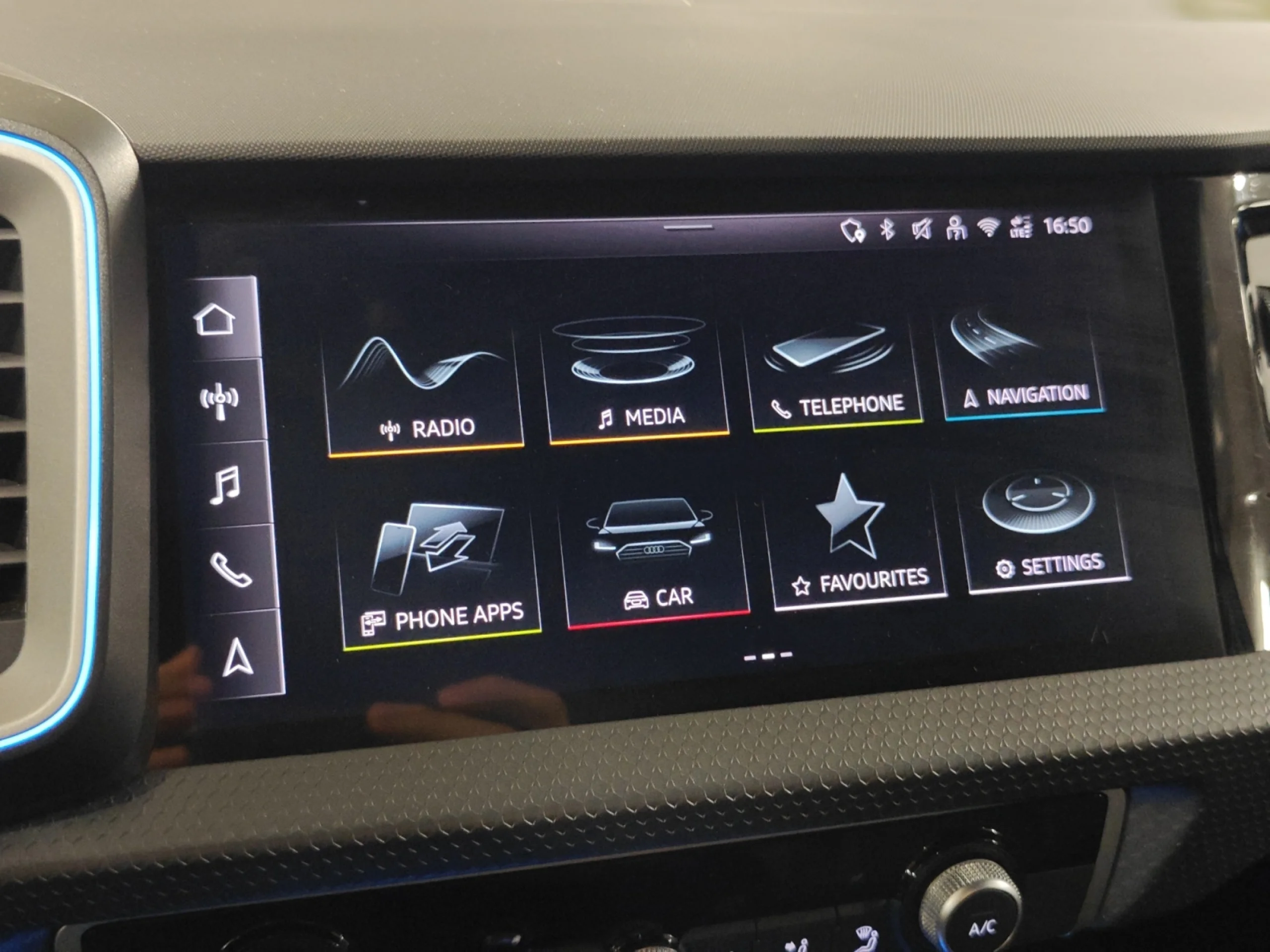 AUDI A1 SPORTBACK ADRENALIN 30 TFSI 85KW S TRON - Foto 14