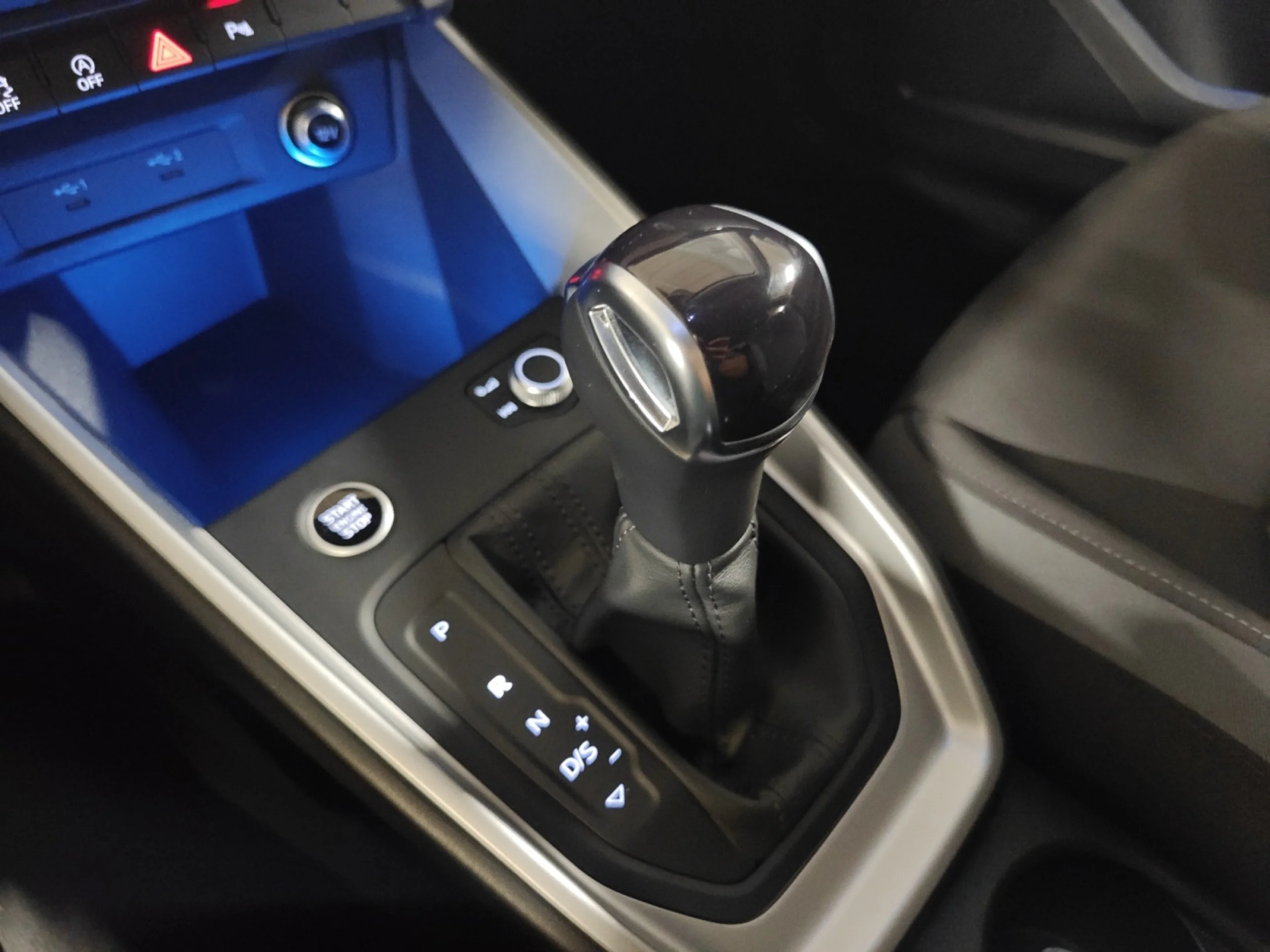 AUDI A1 SPORTBACK ADRENALIN 30 TFSI 85KW S TRON - Foto 17