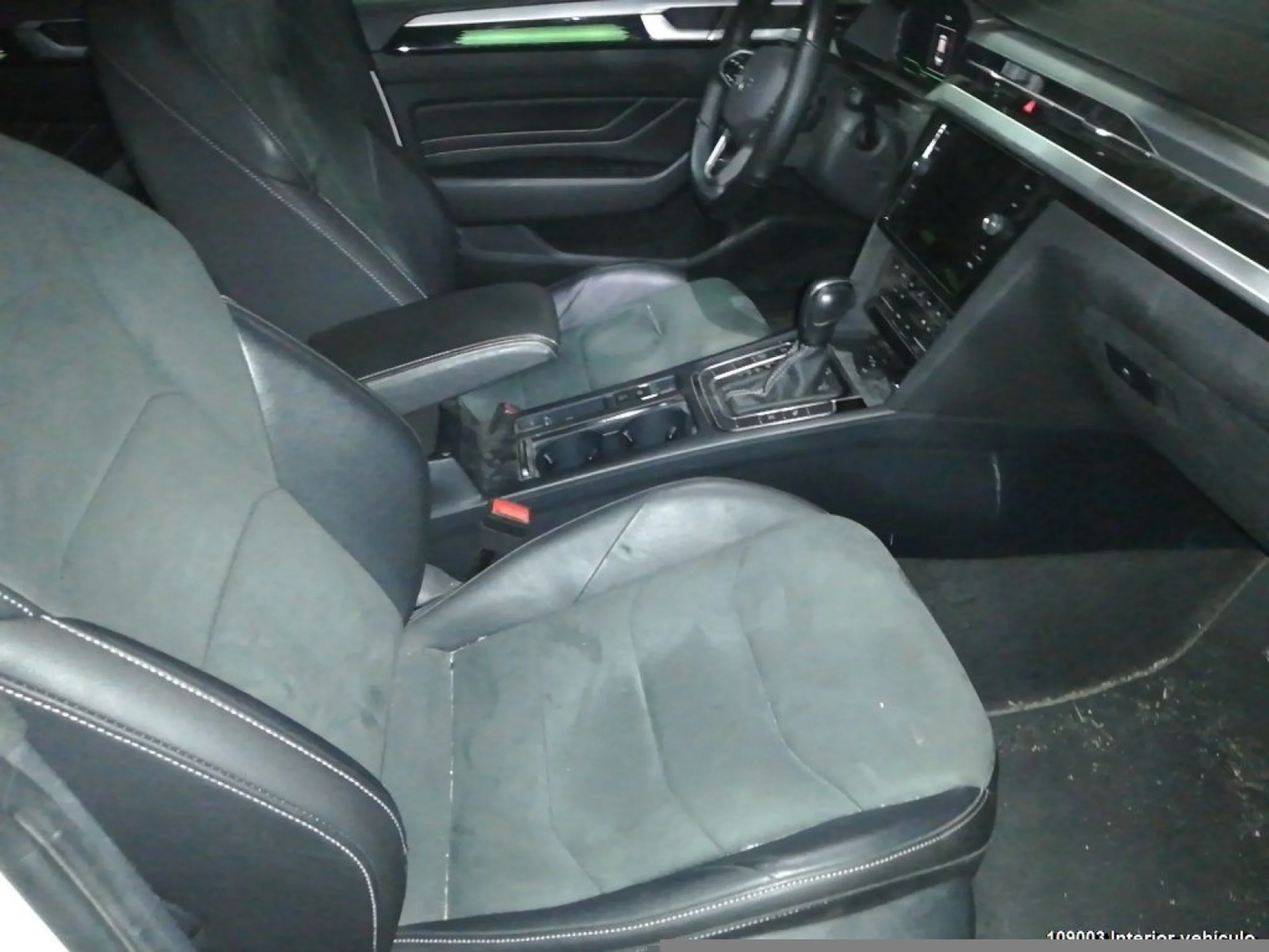 VOLKSWAGEN ARTEON R LINE 2.0 TDI 147KW (200CV) DSG - Foto 4