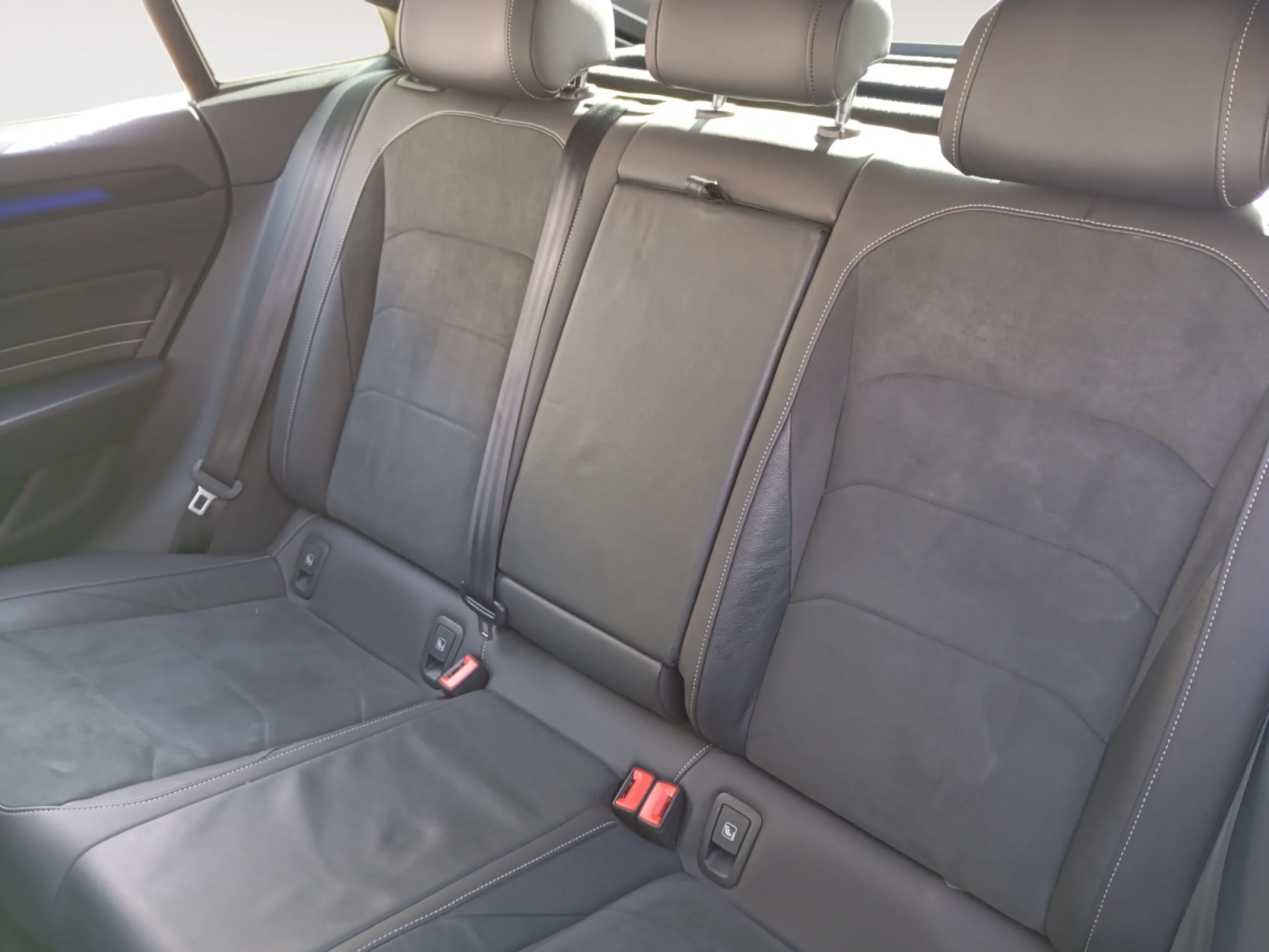 VOLKSWAGEN ARTEON R LINE 2.0 TDI 147KW (200CV) DSG - Foto 6