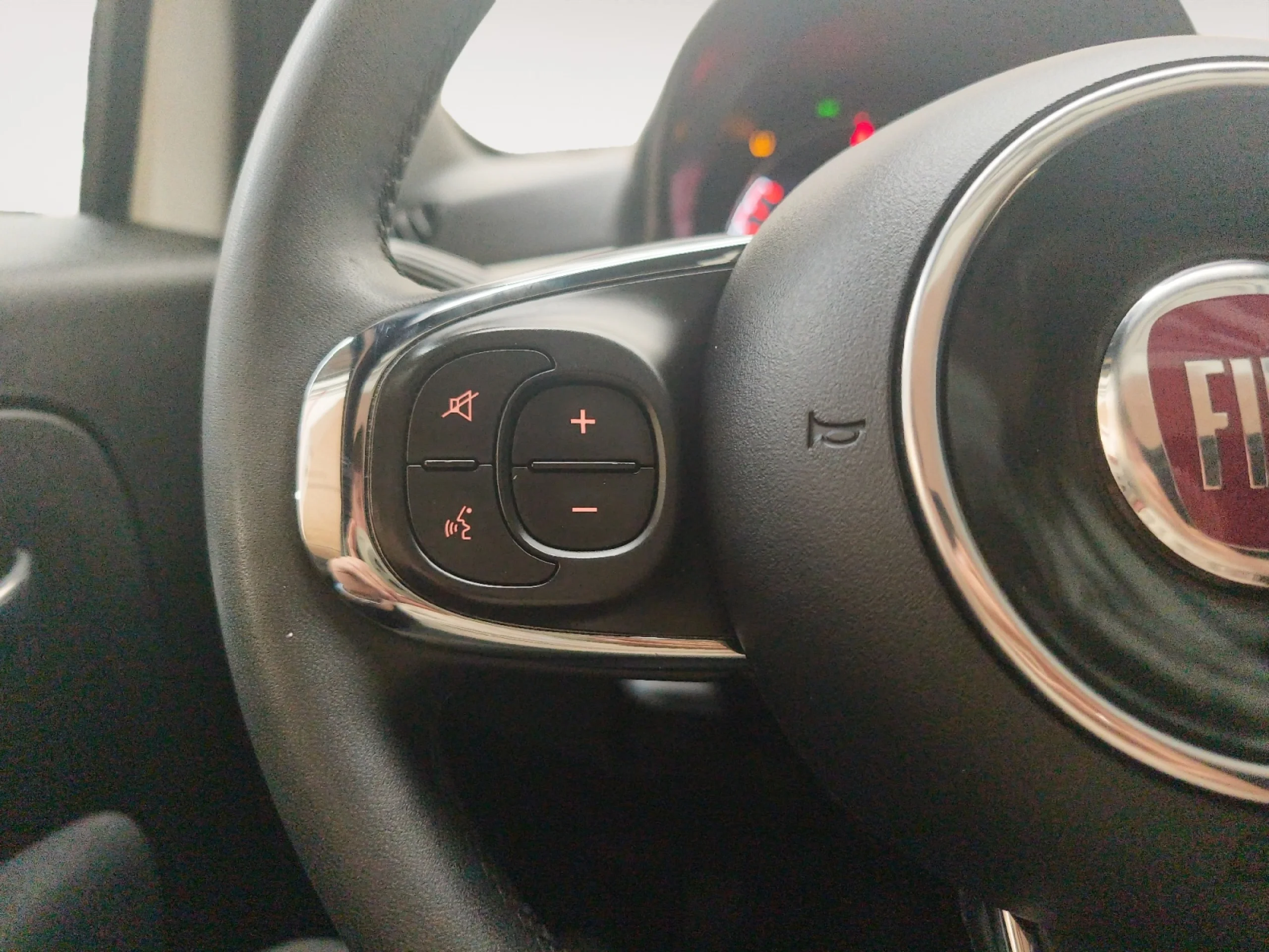 FIAT 500 DOLCEVITA 1.0 HYBRID 51KW (70 CV) - Foto 11