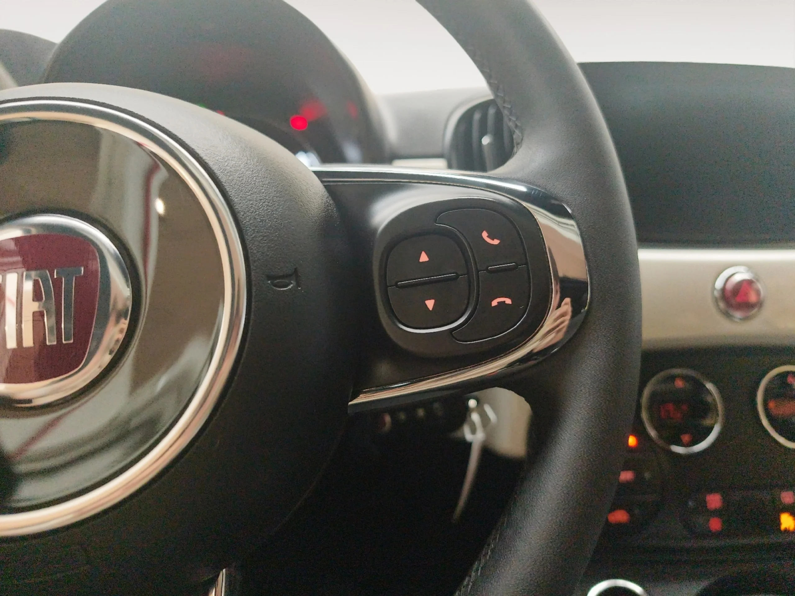 FIAT 500 DOLCEVITA 1.0 HYBRID 51KW (70 CV) - Foto 12