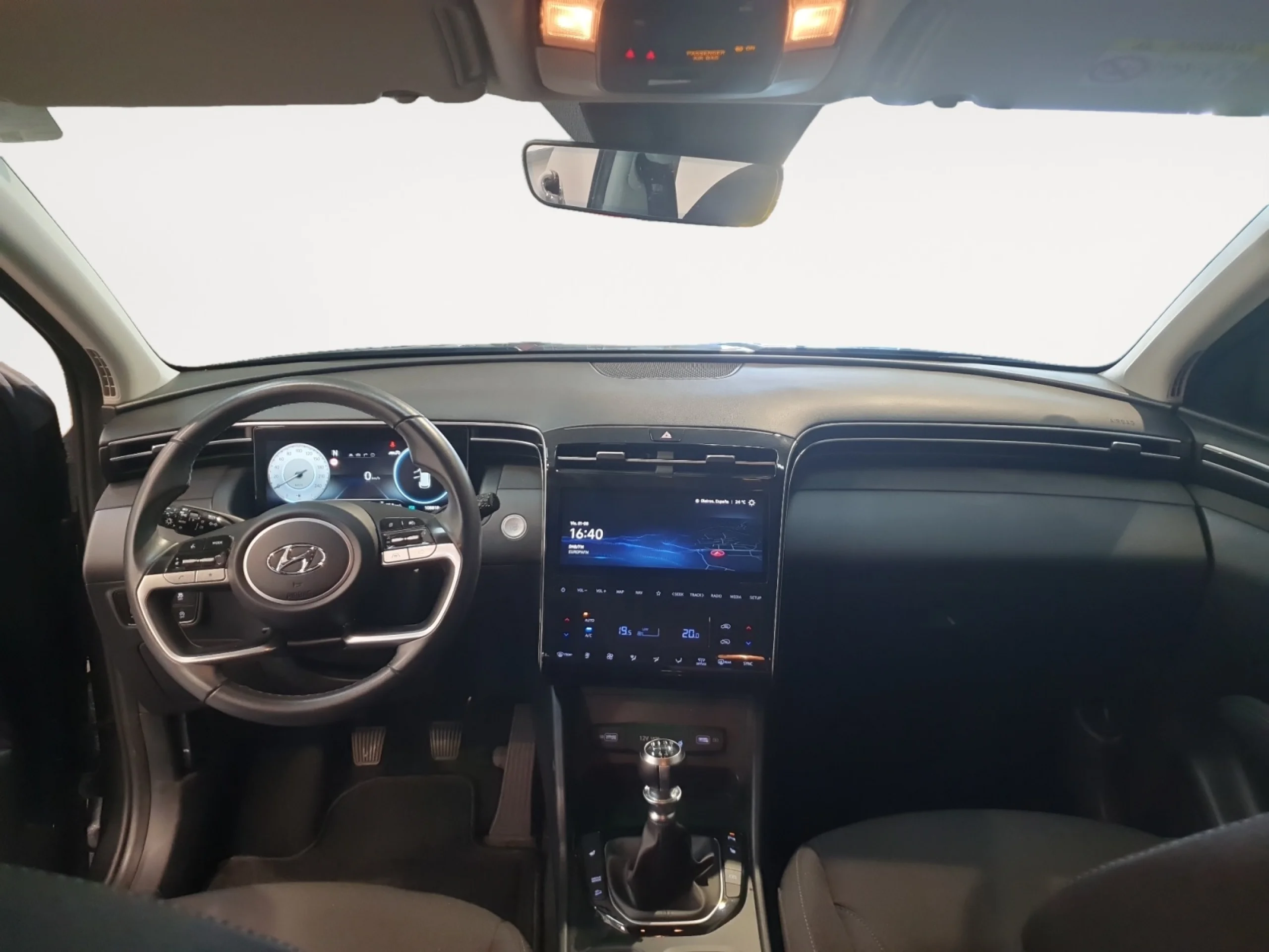 HYUNDAI TUCSON 1.6 CRDI 100KW (136CV) 48V MAXX - Foto 6