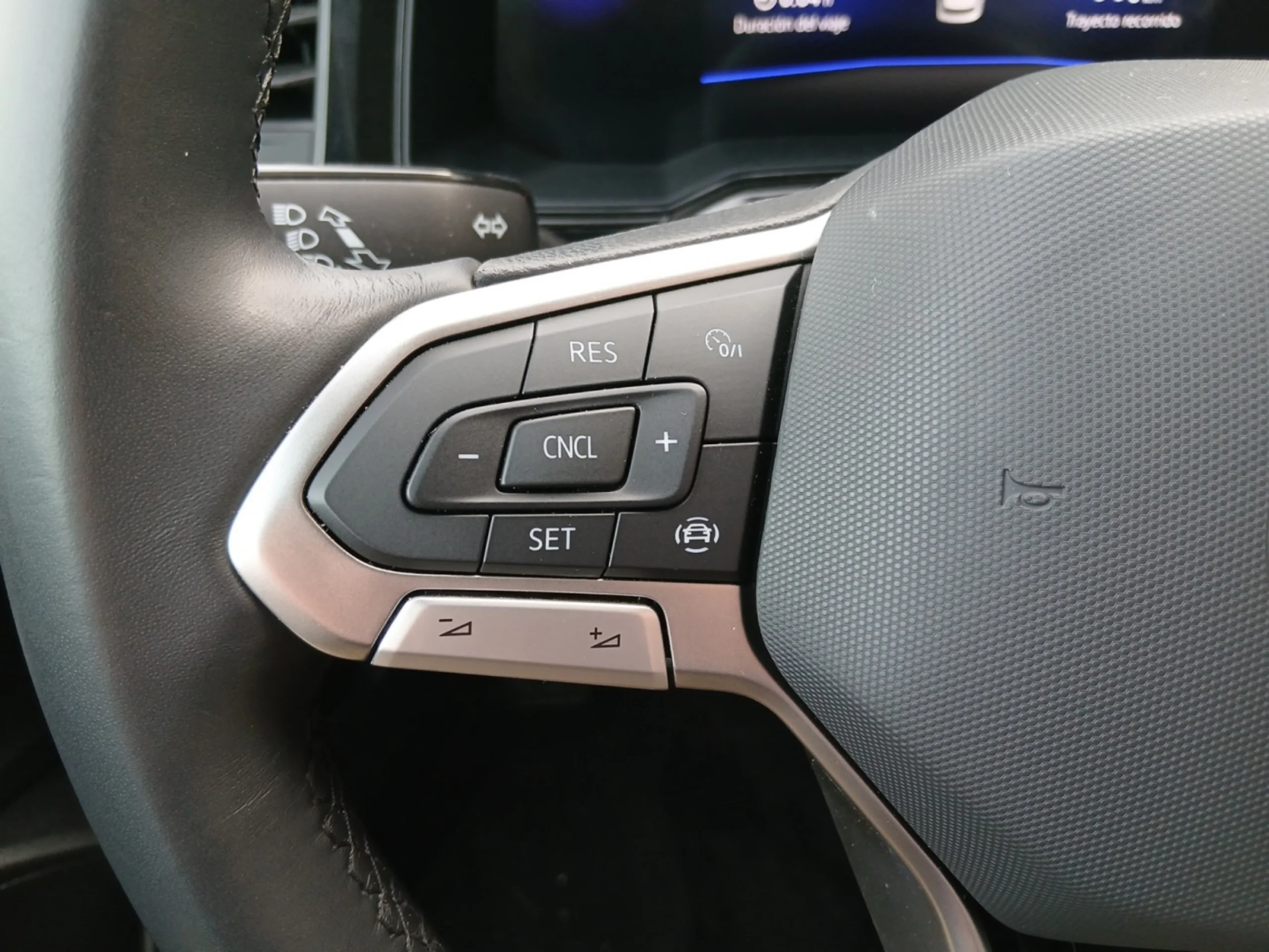 VOLKSWAGEN POLO LIFE 1.0 TSI 70KW (95CV) - Foto 11