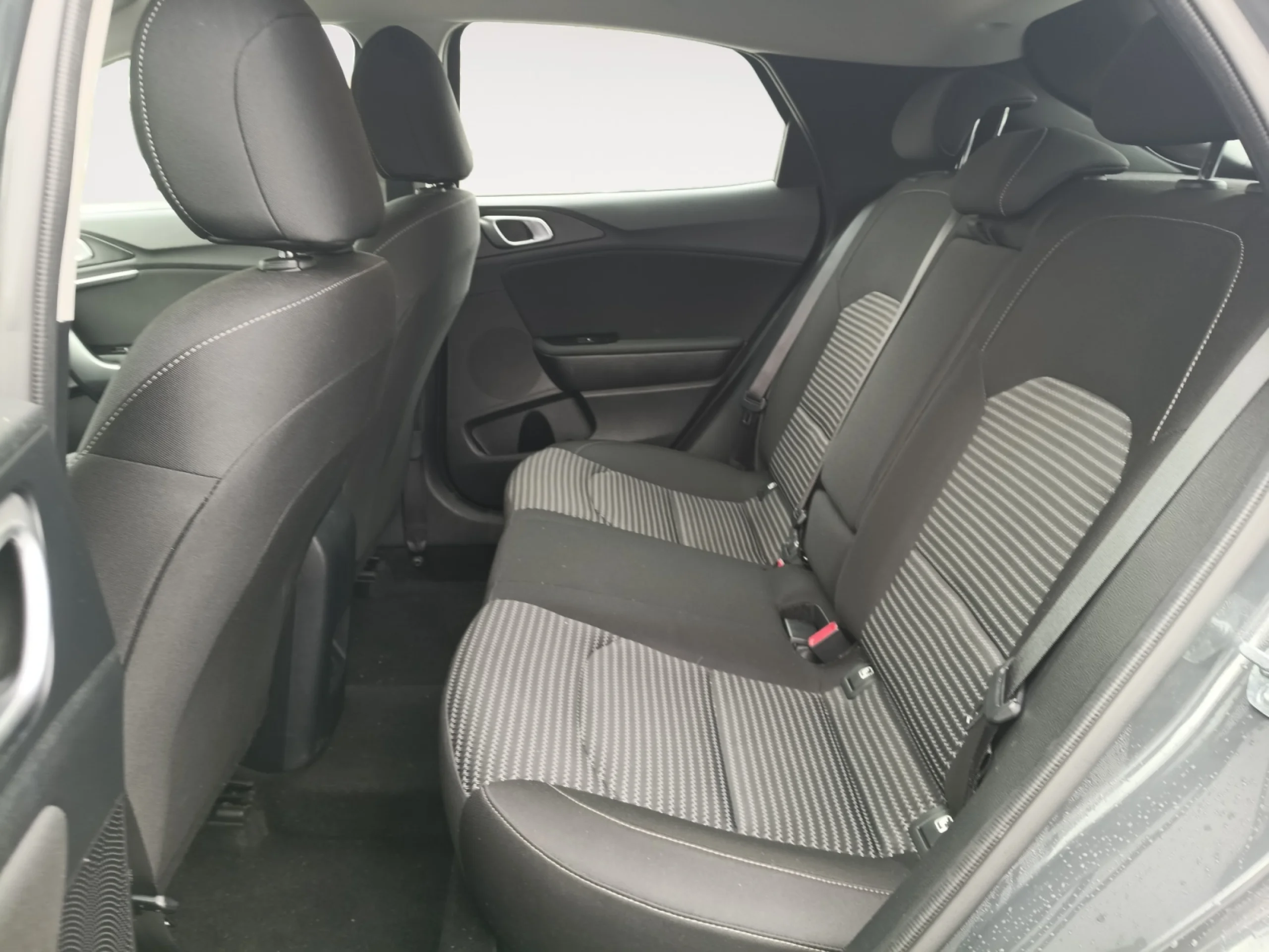 KIA XCEED 1.0 T GDI DRIVE 74KW (100CV) - Foto 6