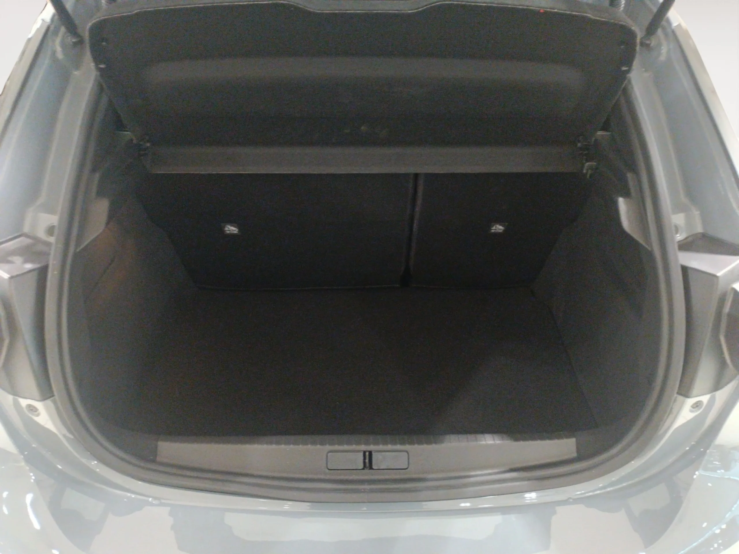 OPEL CORSA 1.2T XHL 74KW (100CV) EDITION - Foto 8