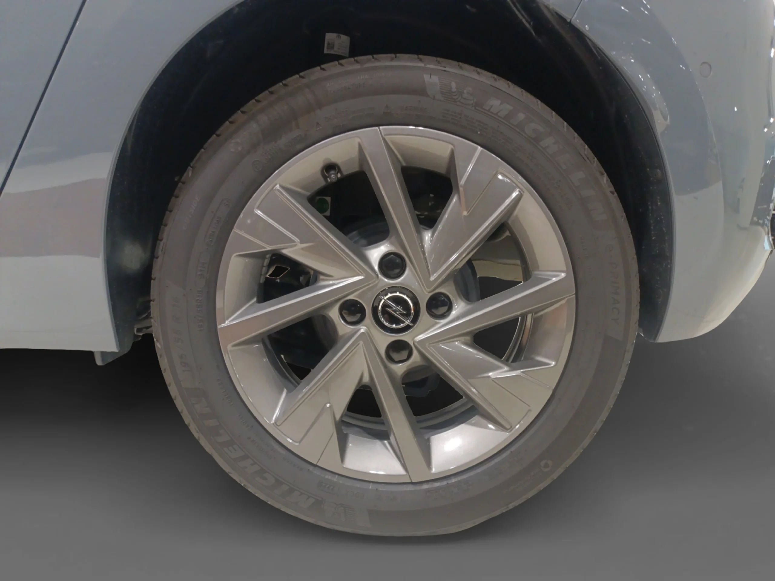 OPEL CORSA 1.2T XHL 74KW (100CV) EDITION - Foto 9