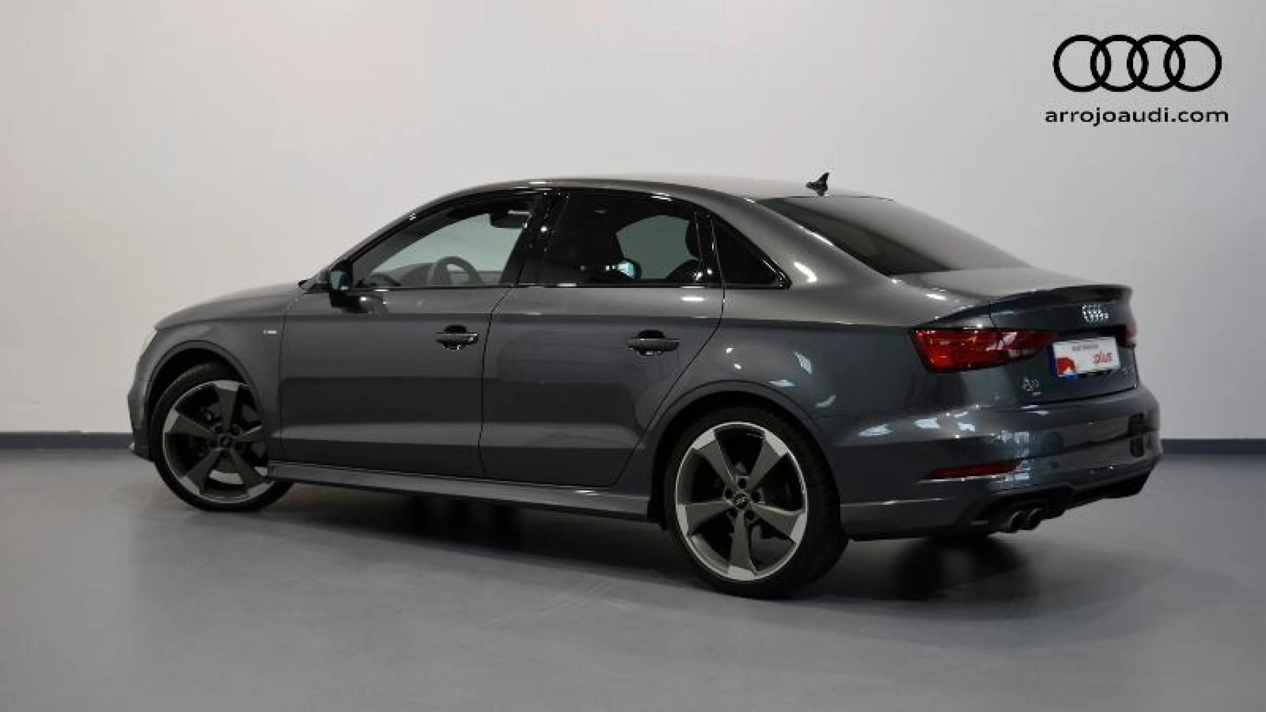 AUDI A3 BLACK LINE 35 TDI 110KW S TRONIC SEDAN - Foto 2