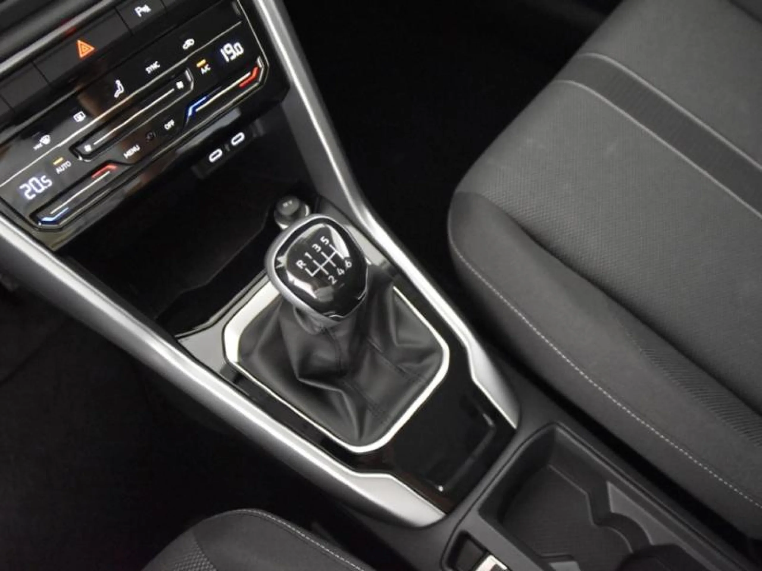 VOLKSWAGEN T ROC LIFE 1.0 TSI 81KW (110CV) - Foto 10