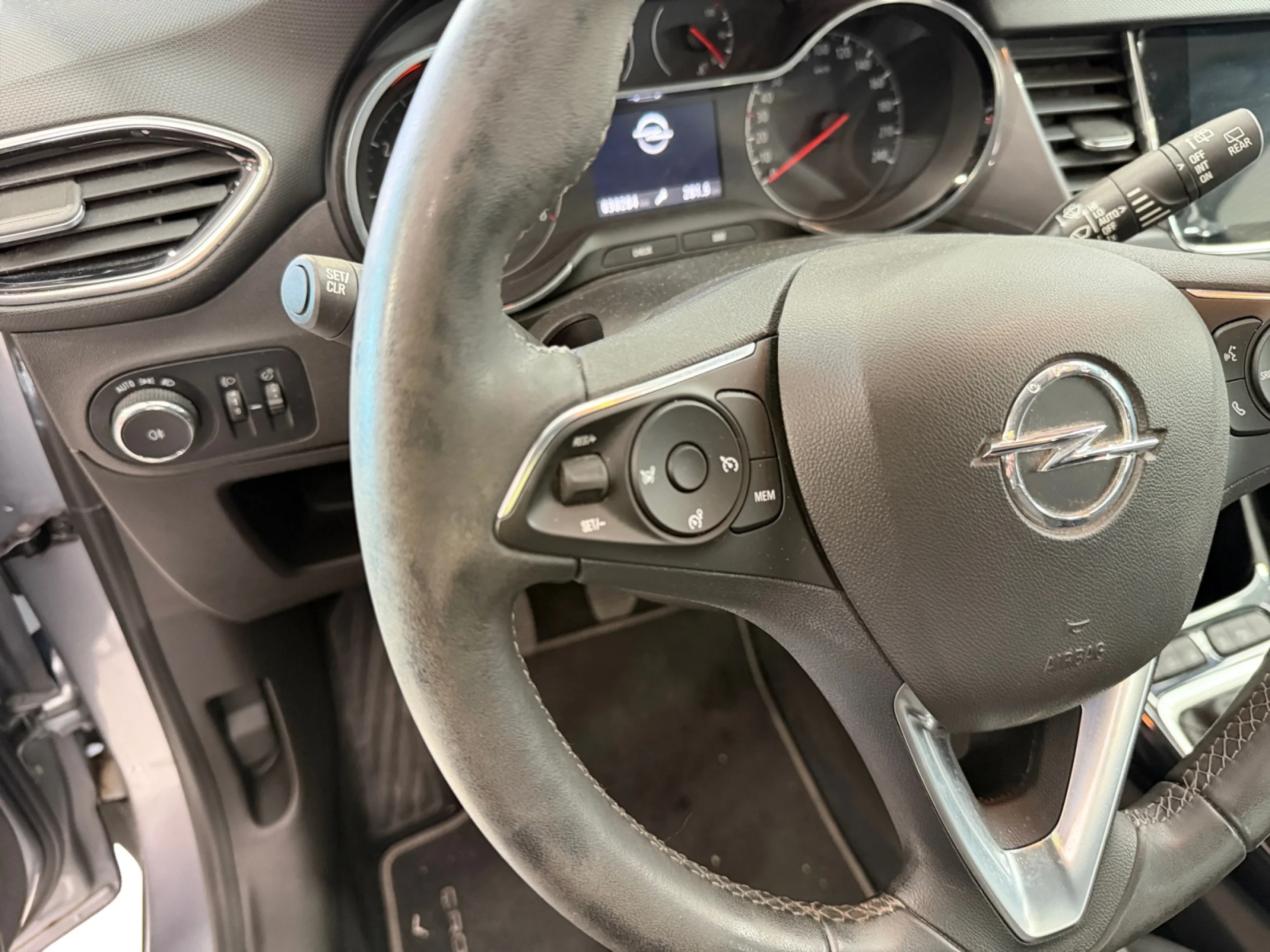 OPEL CROSSLAND 1.2 96KW (130CV) BUSINESS ELEGANCE - Foto 9