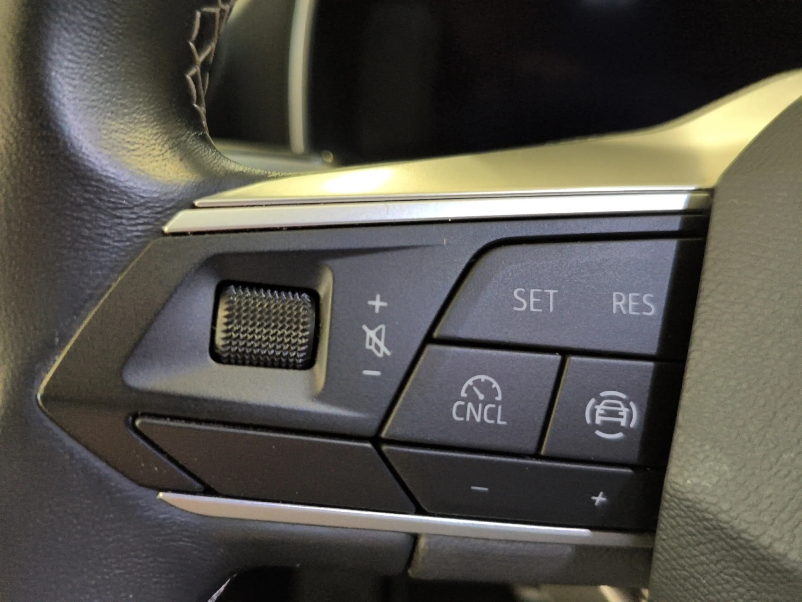 SEAT LEON 2.0 TDI 85KW STYLE XL - Foto 9