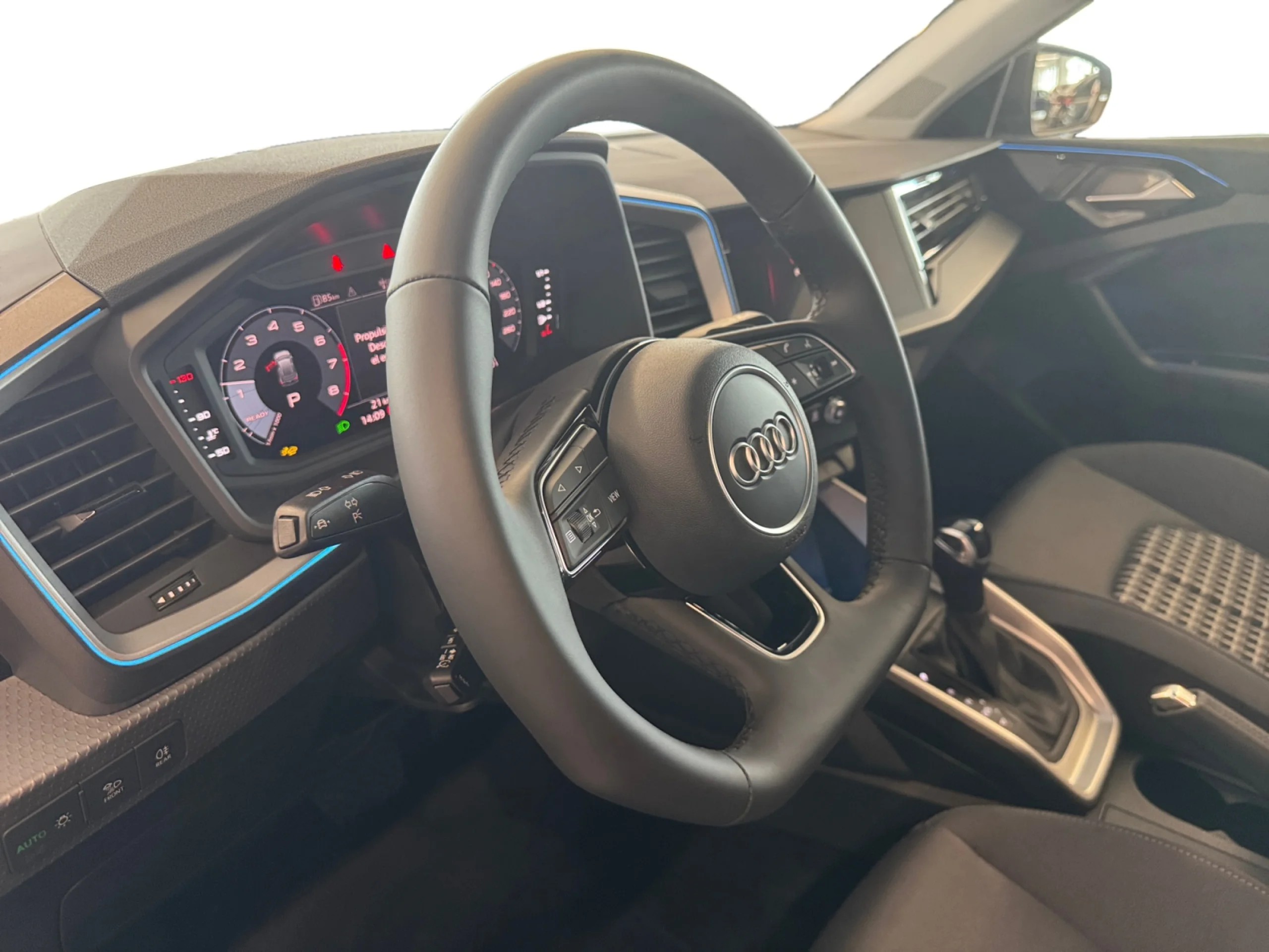 AUDI A1 A1 ALLSTREET ADRENALIN BLACK EDITION 30 TFSI  85(116) KW(CV) S TRONIC - Foto 7