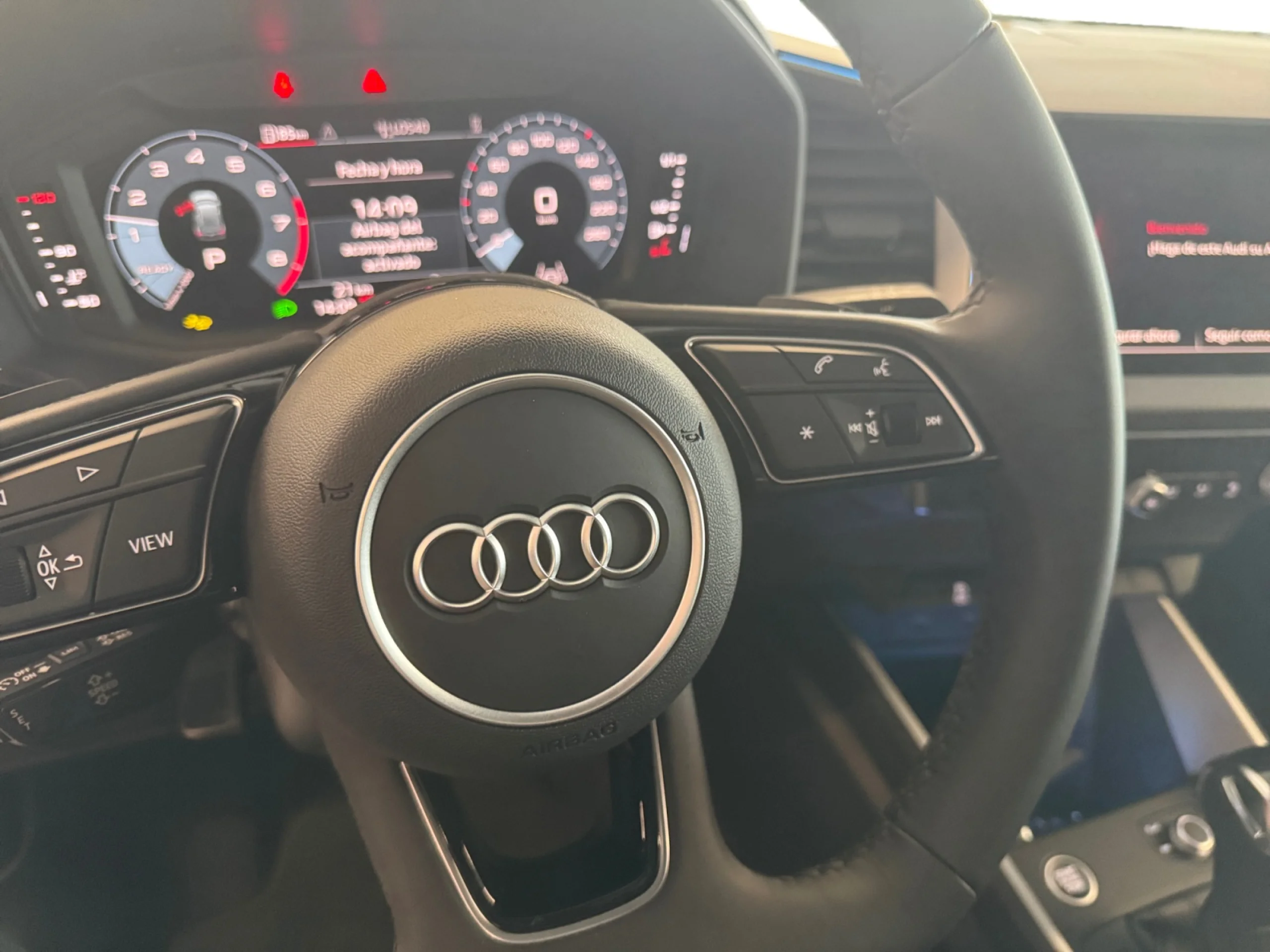 AUDI A1 A1 ALLSTREET ADRENALIN BLACK EDITION 30 TFSI  85(116) KW(CV) S TRONIC - Foto 8