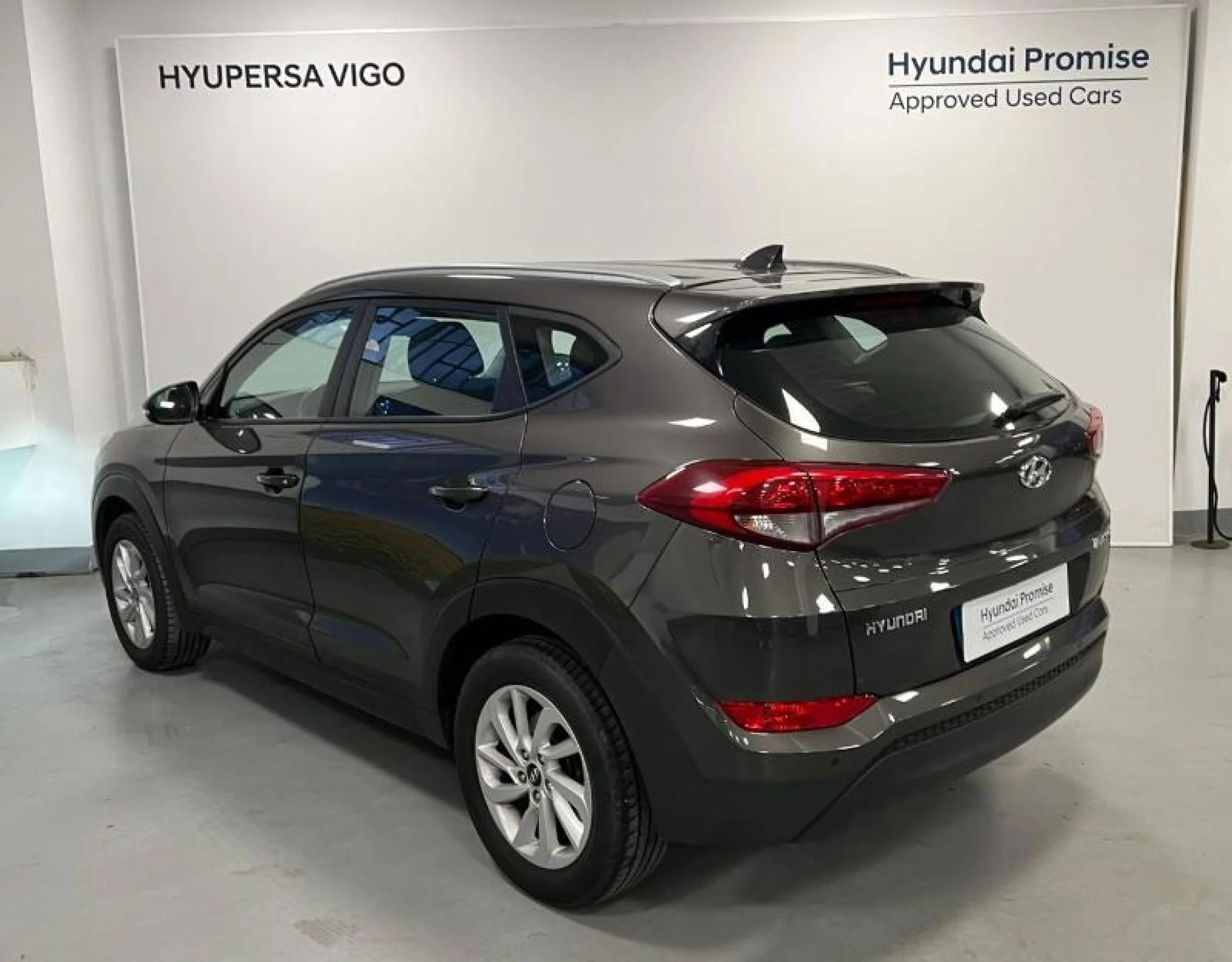 HYUNDAI TUCSON 1.7 CRDI BLUEDRIVE TECNO 4X2 - Foto 3