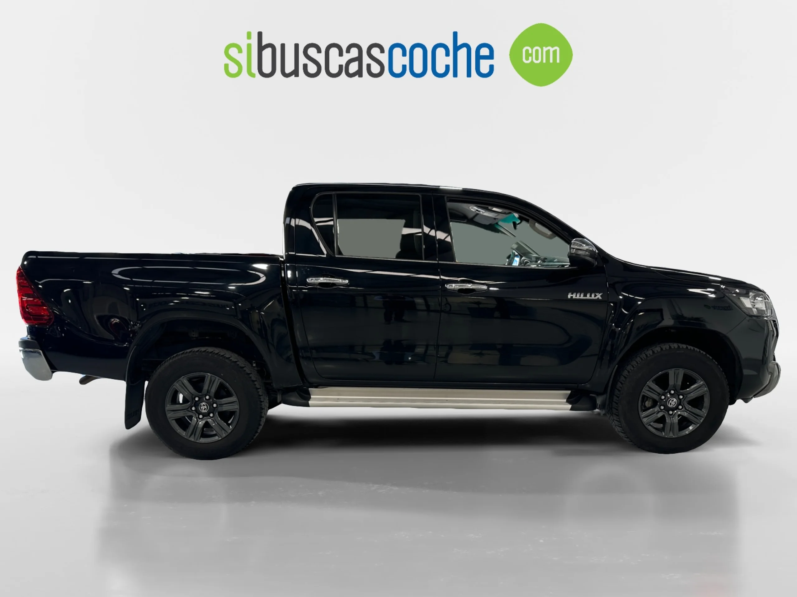 TOYOTA HILUX 2.8 D 4D 204CV C.DOBL GR SPORT AT HVO100 - Foto 3