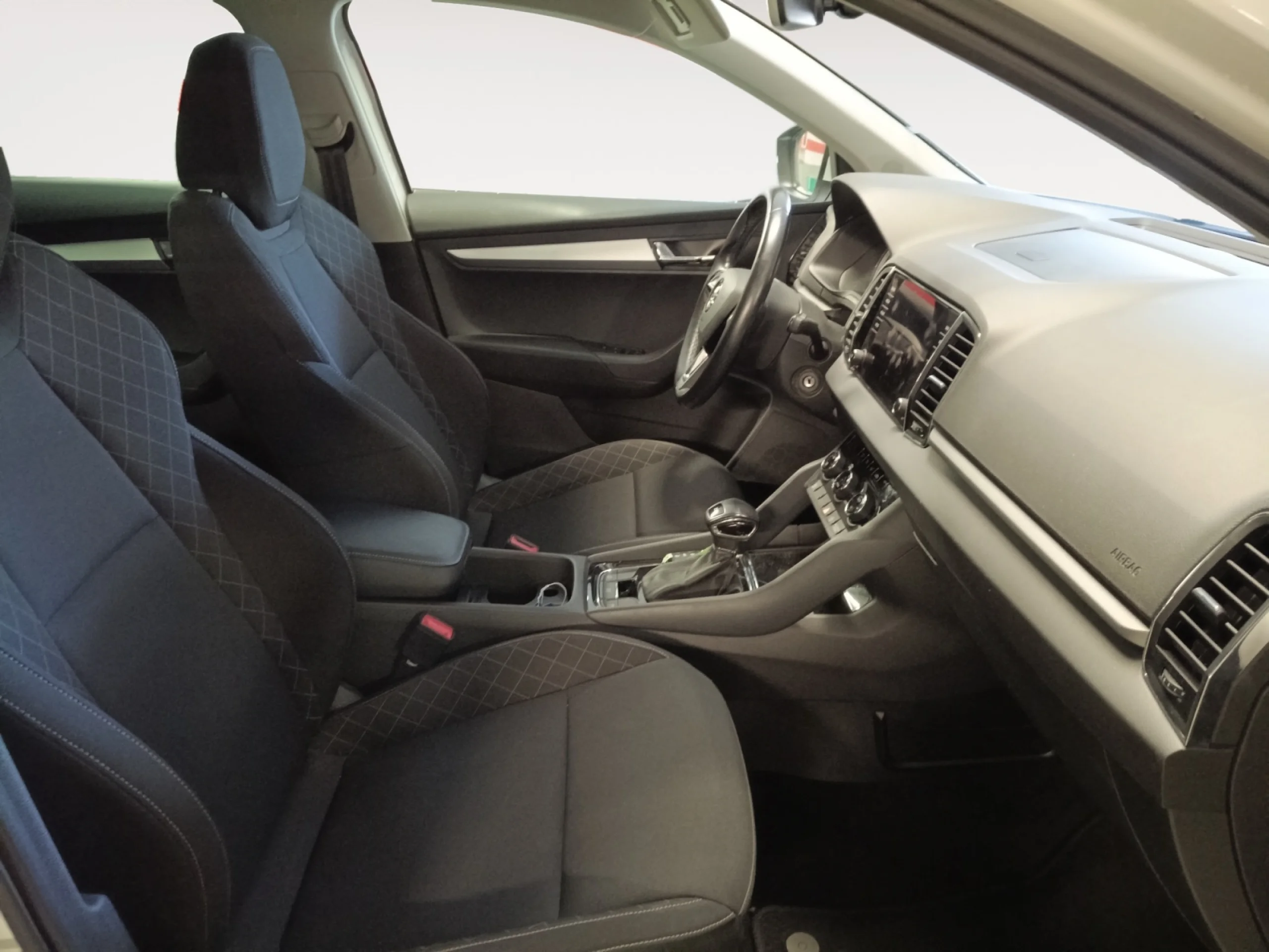 SKODA KAROQ 1.5 TSI 110KW (150CV) DSG ACT STYLE - Foto 5