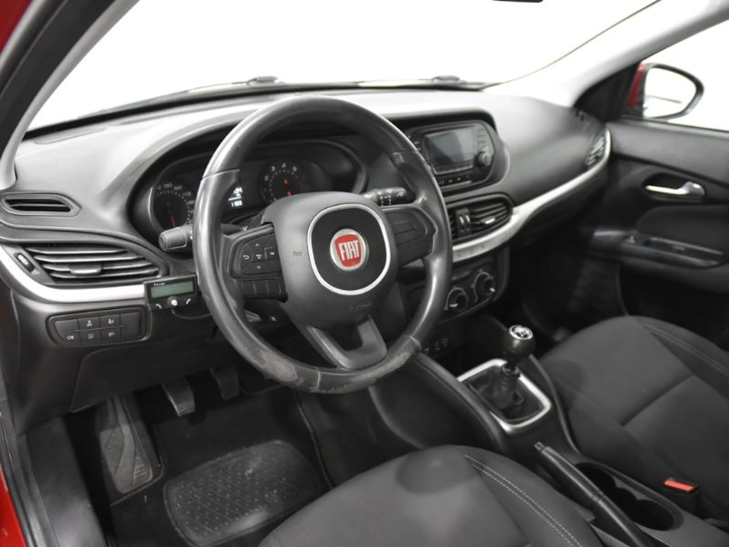 FIAT TIPO 1.4 16V POP BUSINESS 70KW (95CV) 5P. - Foto 9