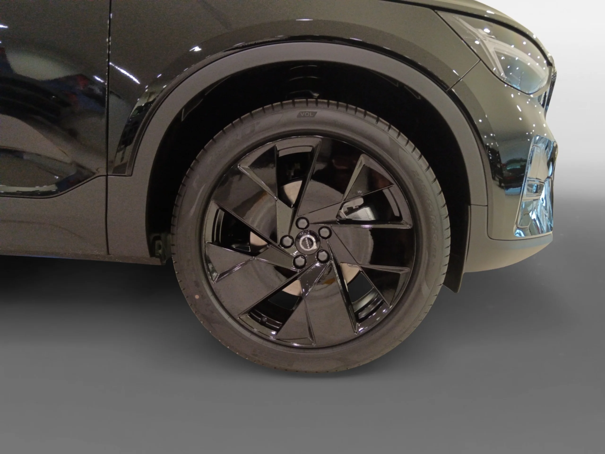 VOLVO XC40 2.0 B3 G BLACK EDITION PLUS AUTO - Foto 9