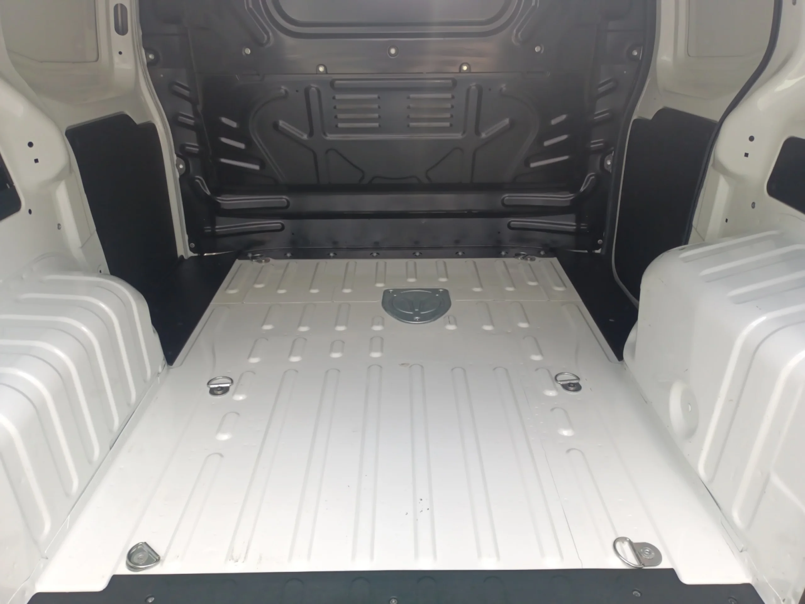 FIAT Fiorino FIORINO SERIE 2 CARGO SX N1 1.3 MJET 70 KW (95 CV) - Foto 8