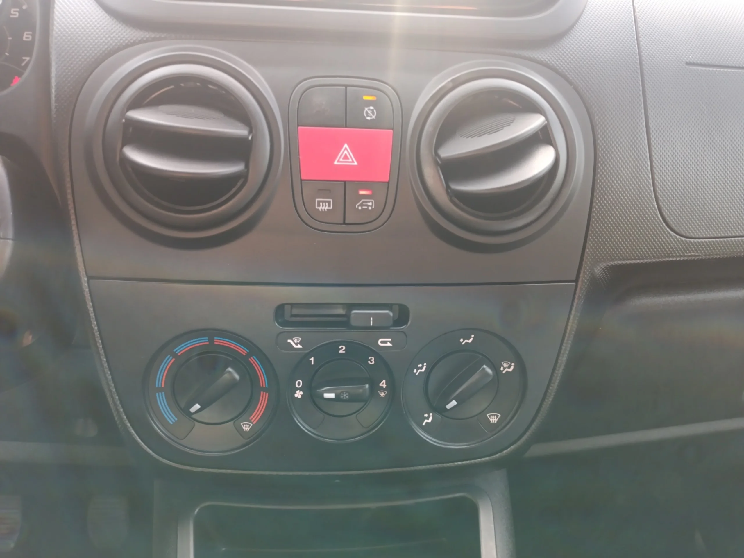 FIAT Fiorino FIORINO SERIE 2 CARGO SX N1 1.3 MJET 70 KW (95 CV) - Foto 13