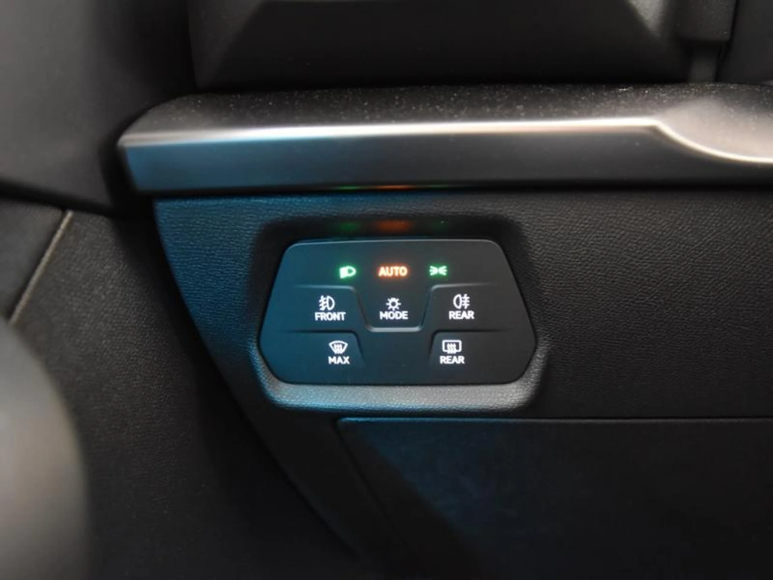 CUPRA LEON 1.5 ETSI 110KW (150CV) DSG - Foto 17