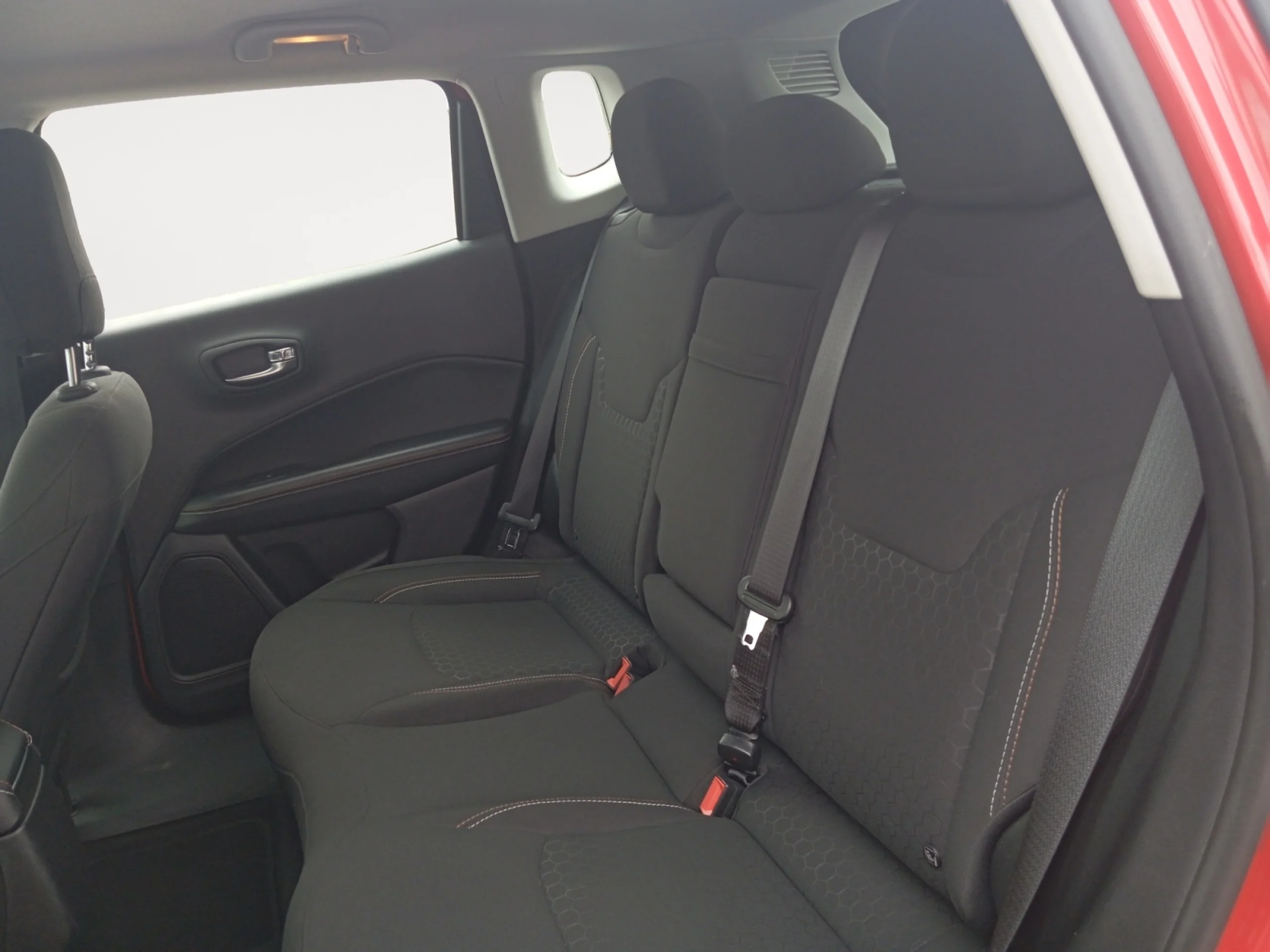 JEEP COMPASS 1.4 MAIR 103KW BUSINESS 4X2 - Foto 6