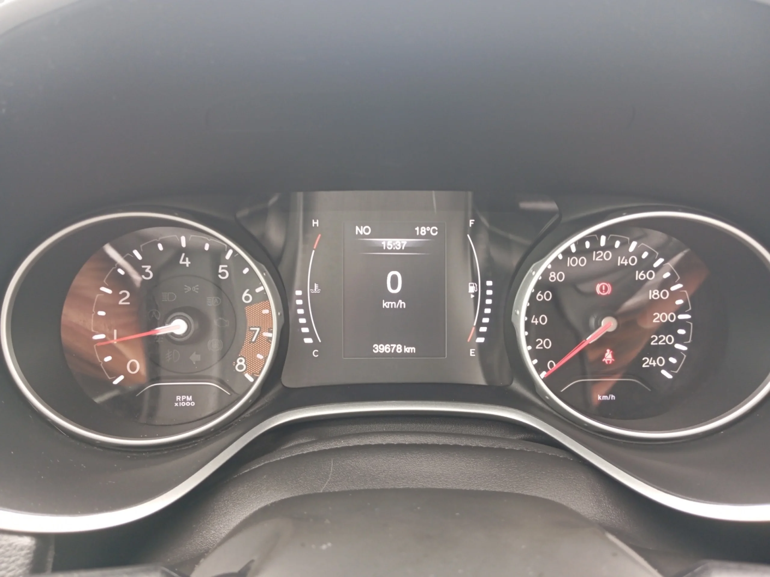 JEEP COMPASS 1.4 MAIR 103KW BUSINESS 4X2 - Foto 10