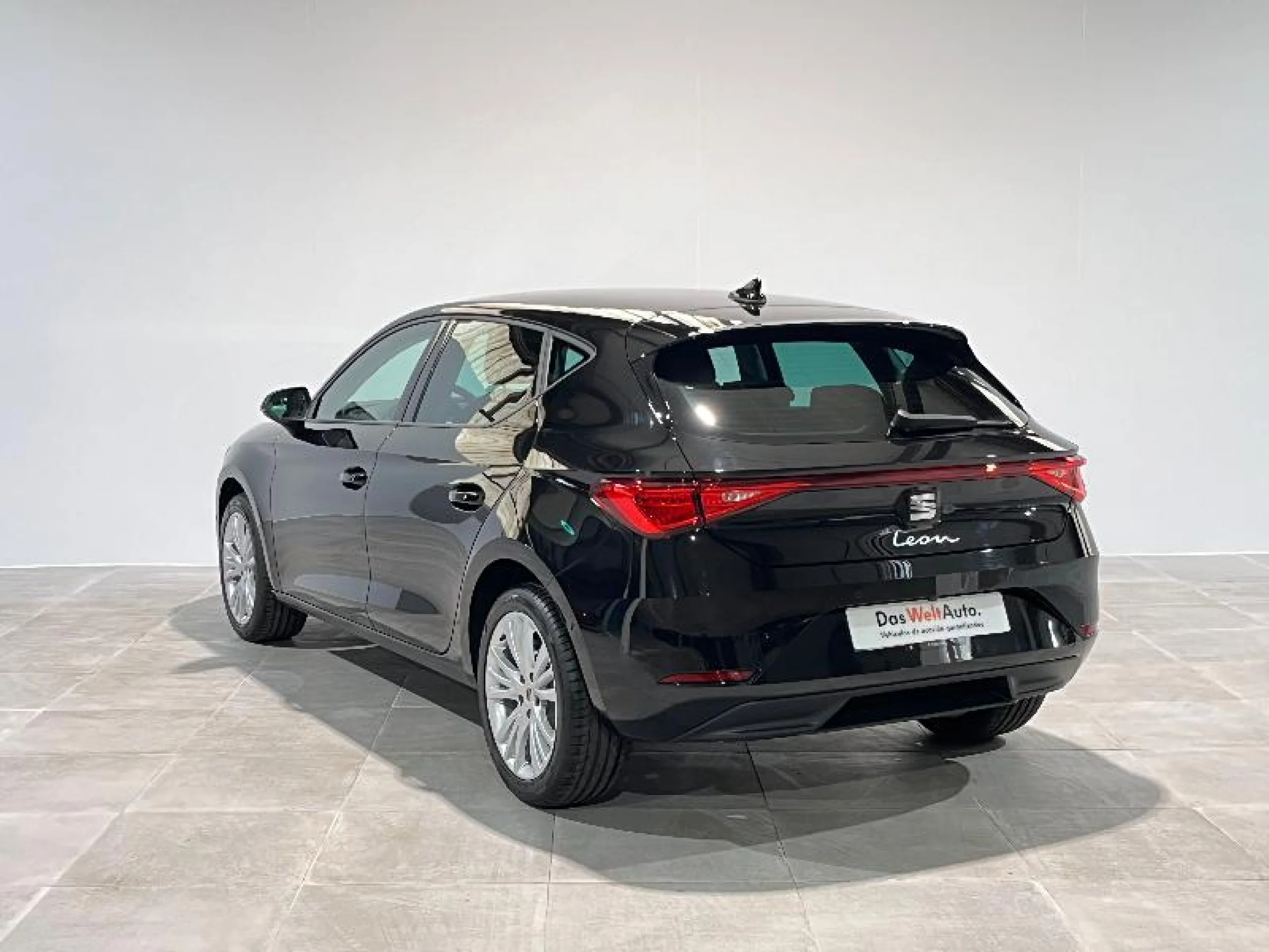 SEAT NUEVO LEON 1.5 ETSI 110KW DSG S&S STYLE SPECIAL ED - Foto 2