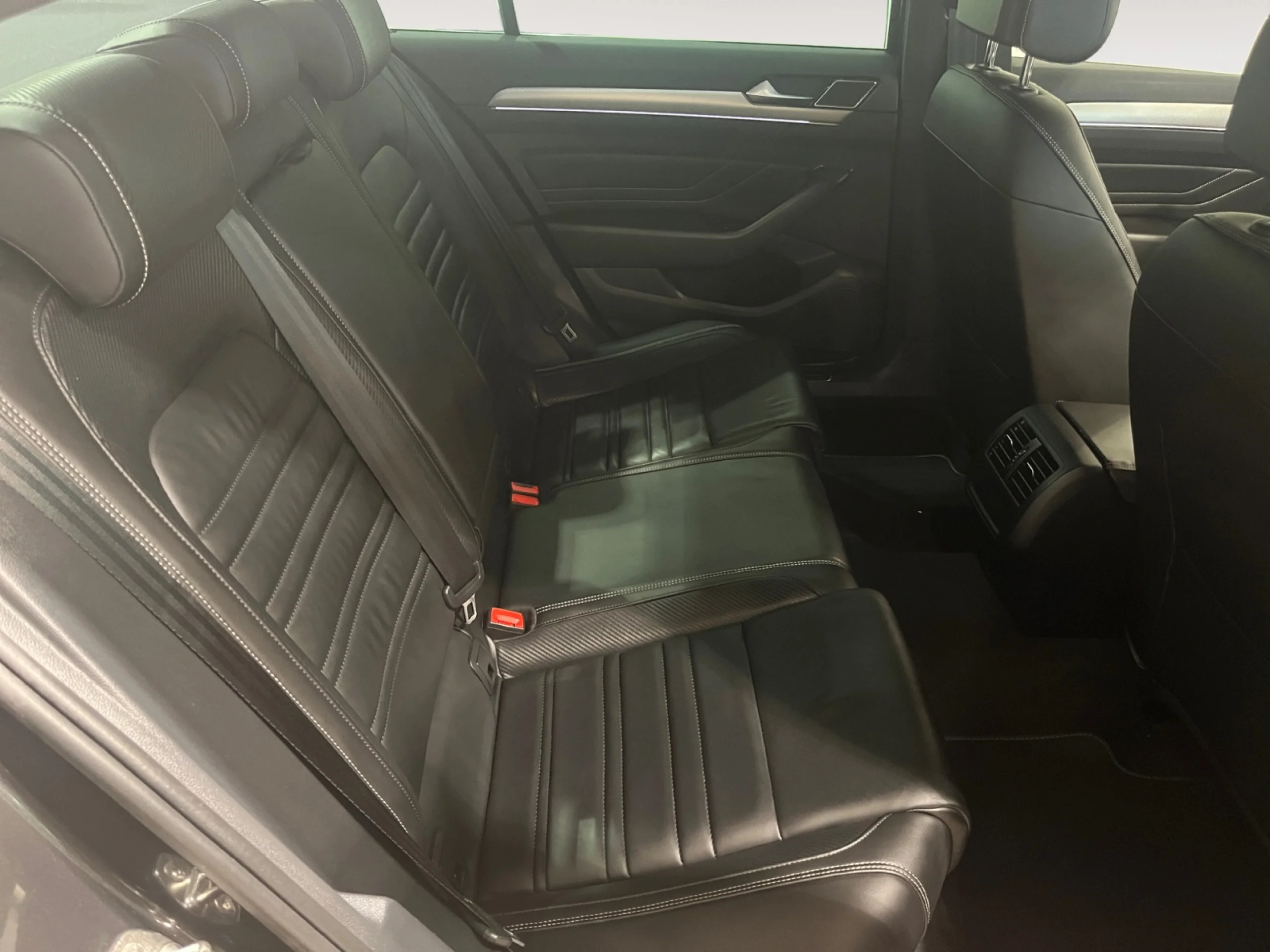 VOLKSWAGEN PASSAT R LINE 2.0 TDI 110KW (150CV) - Foto 6