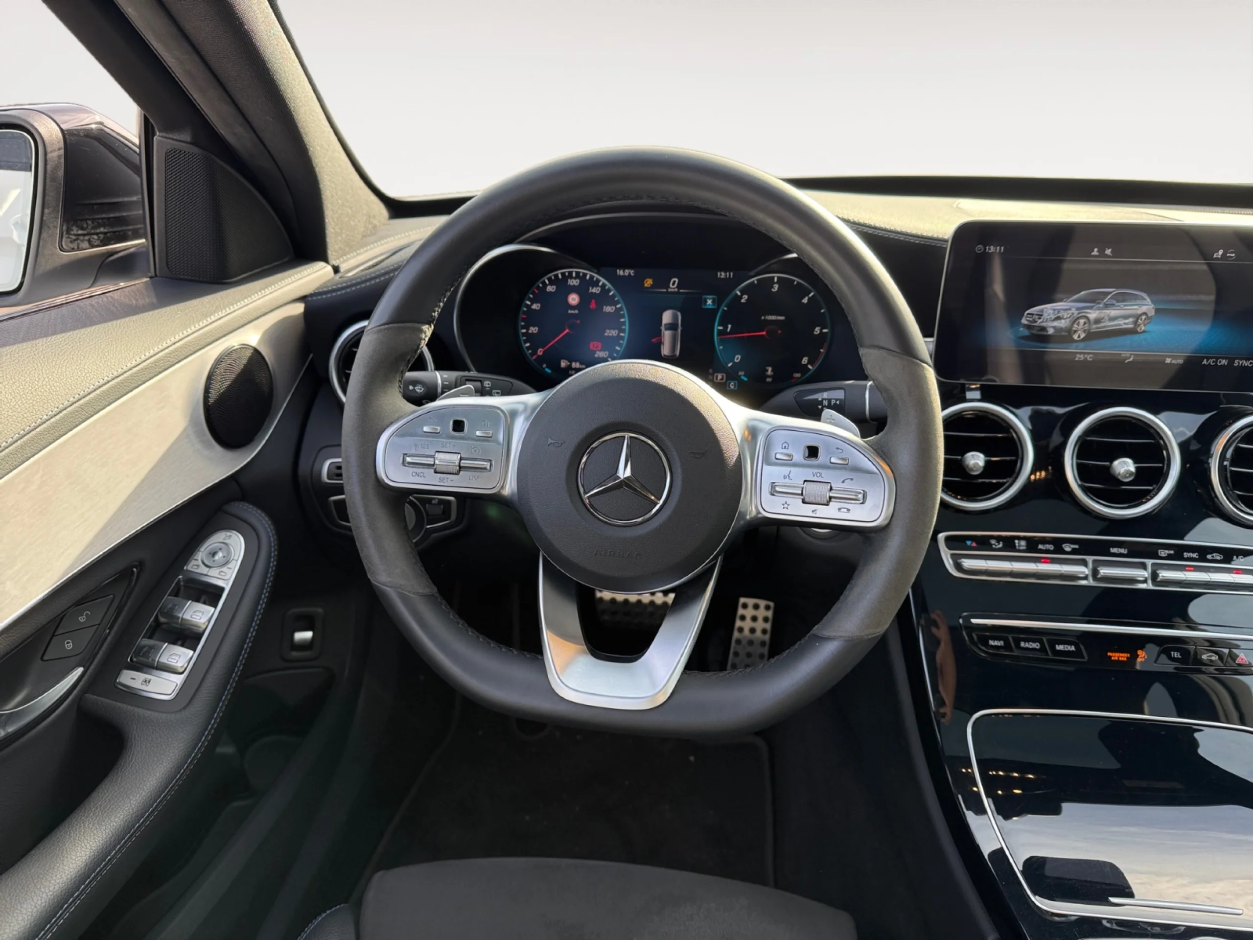 MERCEDES-BENZ CLASE C C 220 D ESTATE - Foto 11