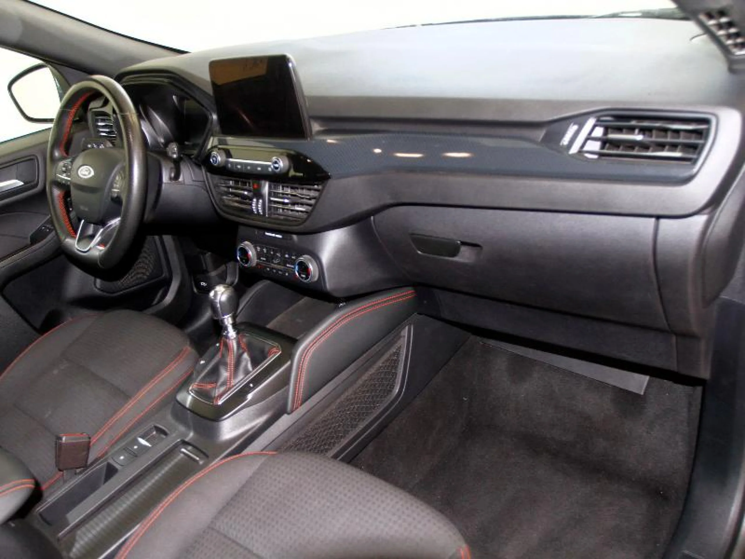 FORD KUGA ST LINE 1.5T ECOBOOST 110KW (150CV) - Foto 4