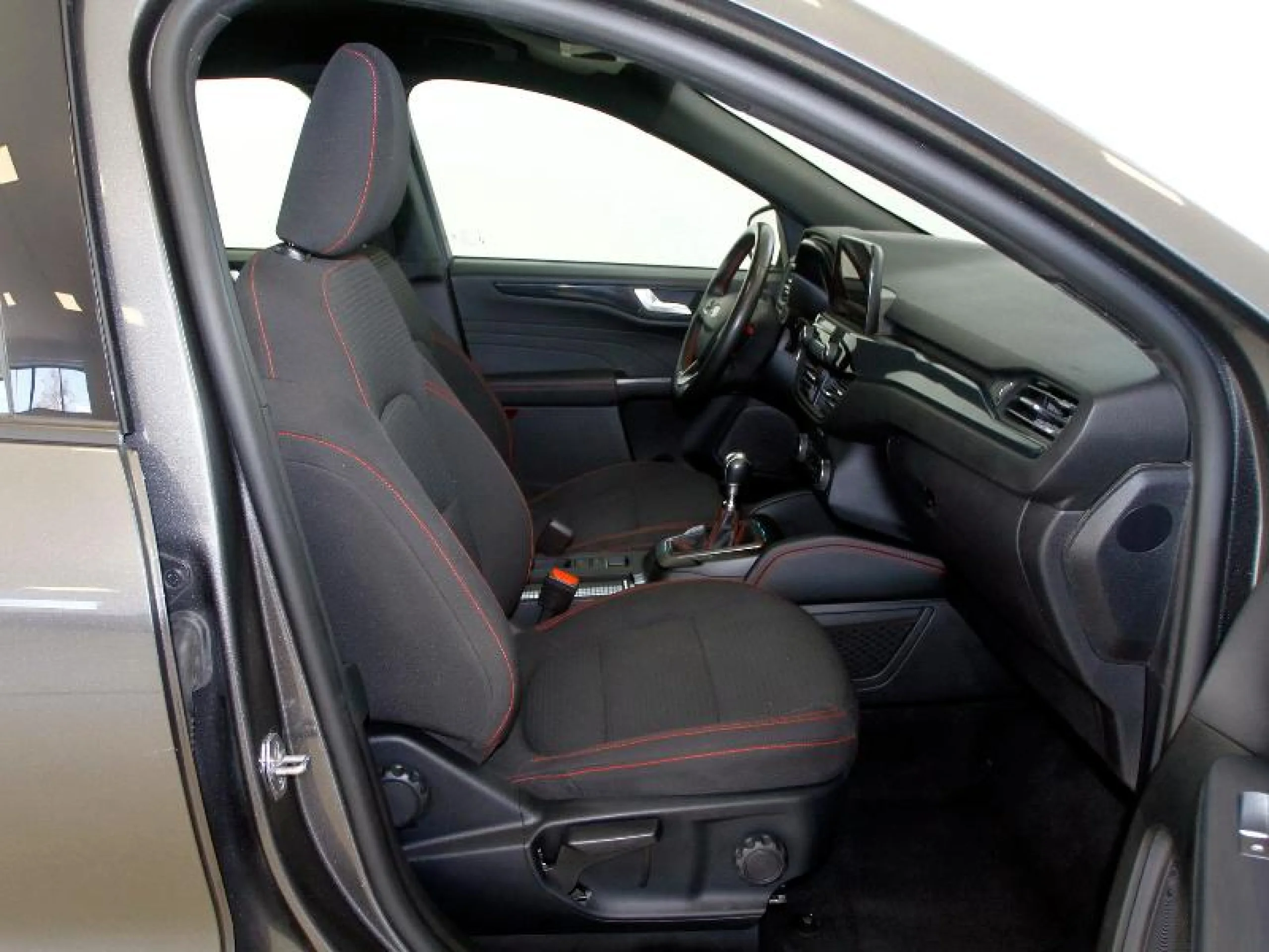 FORD KUGA ST LINE 1.5T ECOBOOST 110KW (150CV) - Foto 5